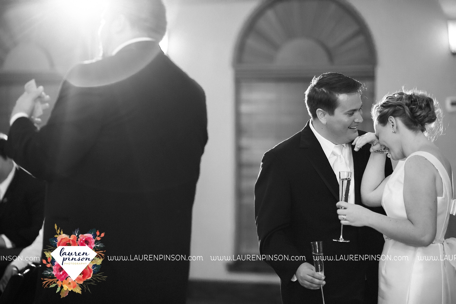 bells-texas-wedding-photography-at-willowood-ranch-chapel-north-texas-wichita-falls-wedding-photographer_1898.jpg
