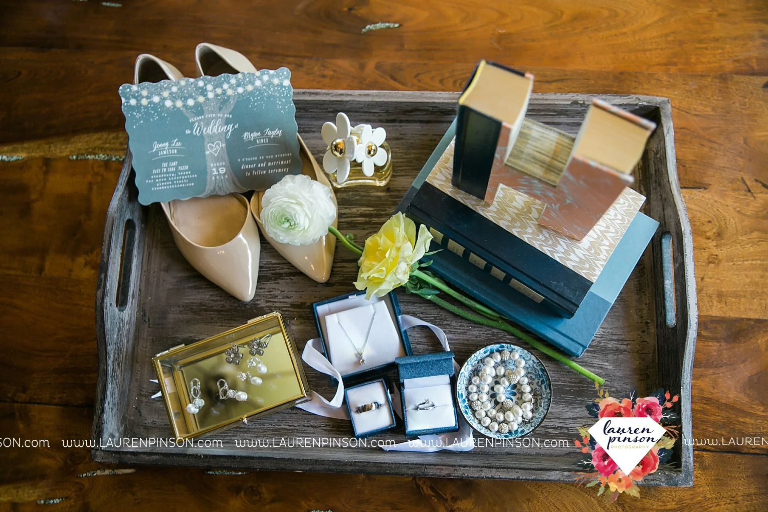 wichita-falls-texas-wedding-photographer-bowie-nocona-henrietta-country-barn-wedding_2140.jpg