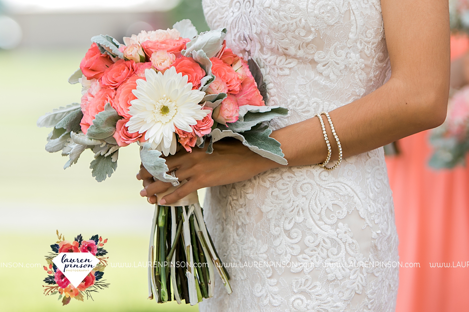 wichita-falls-wedding-nocona-comanche-rose-ranch-rustic-pink-gray-photography-00120.jpg