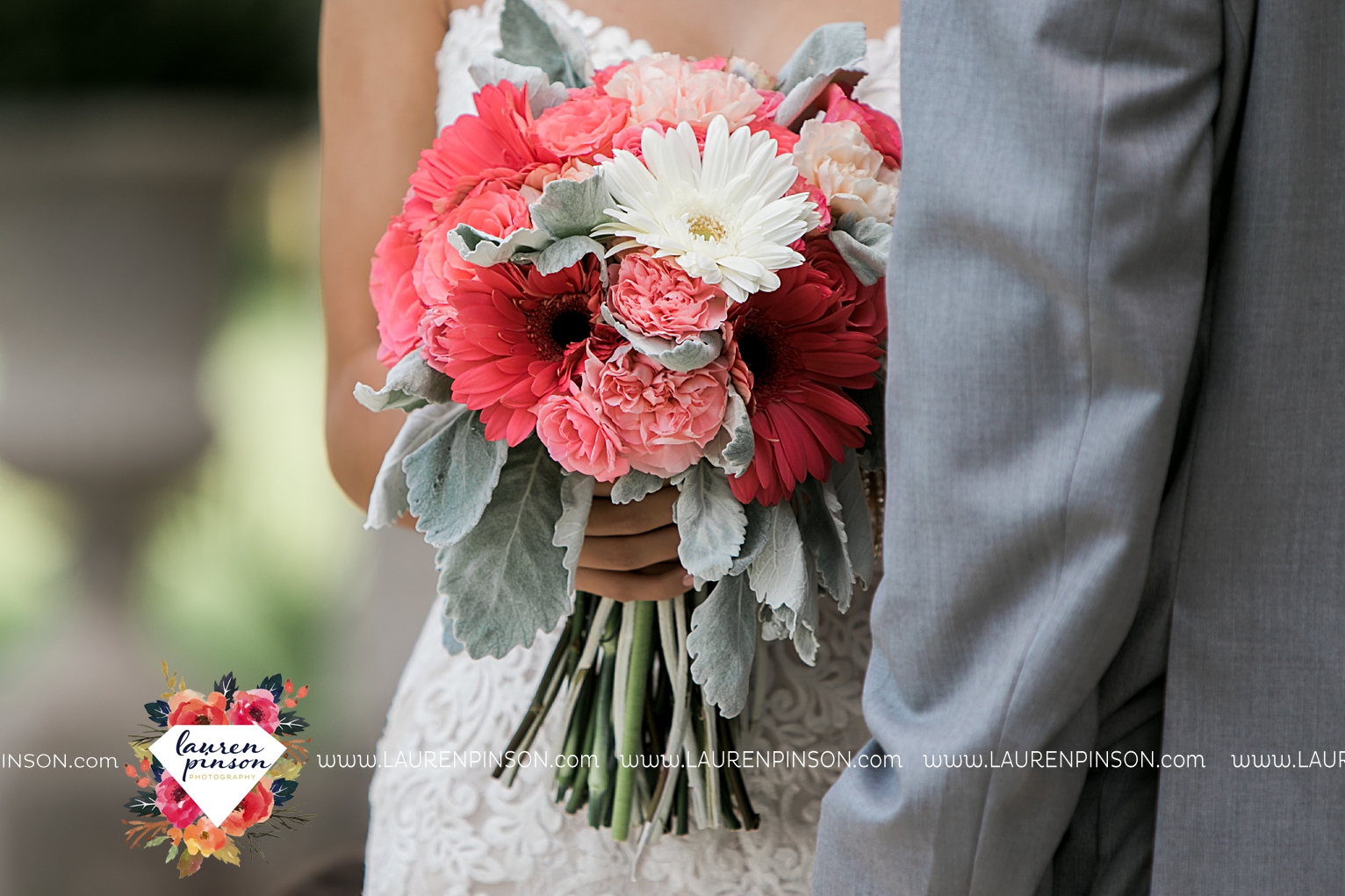 wichita-falls-wedding-nocona-comanche-rose-ranch-rustic-pink-gray-photography-00152.jpg