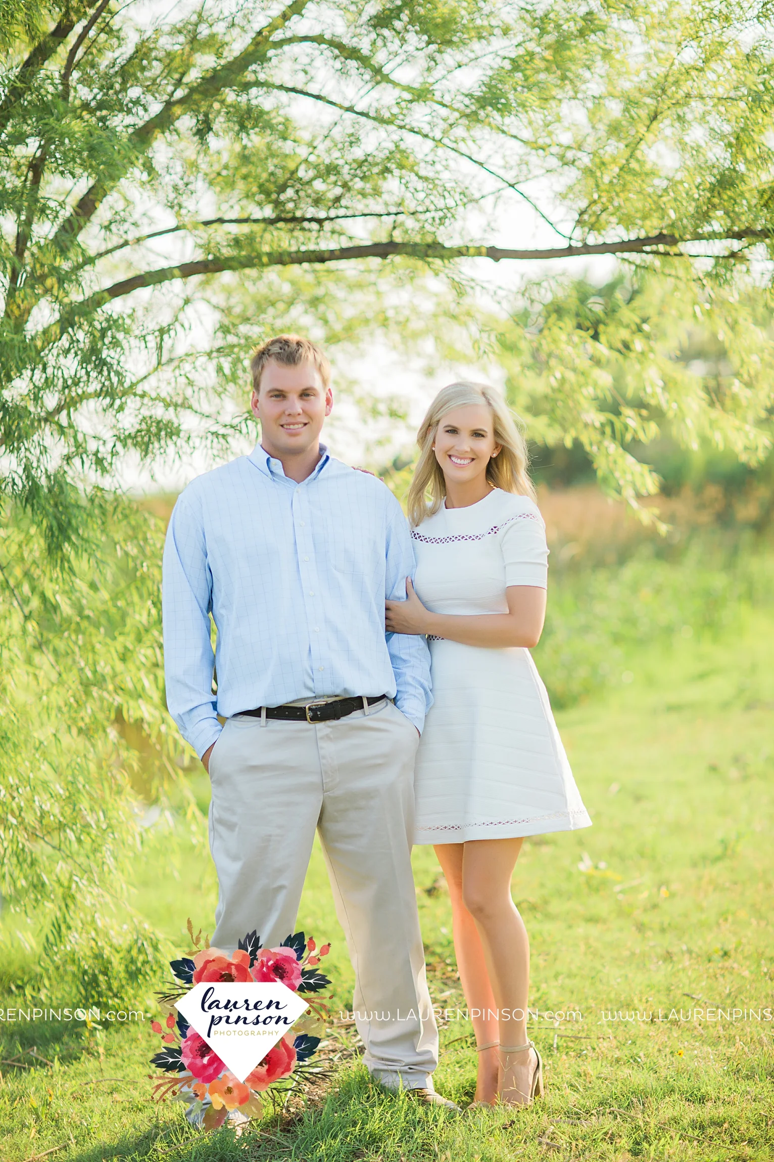 wichita-falls-texas-wedding-photographer-beachy-engagement-session-at-lake-wichita_2907.jpg
