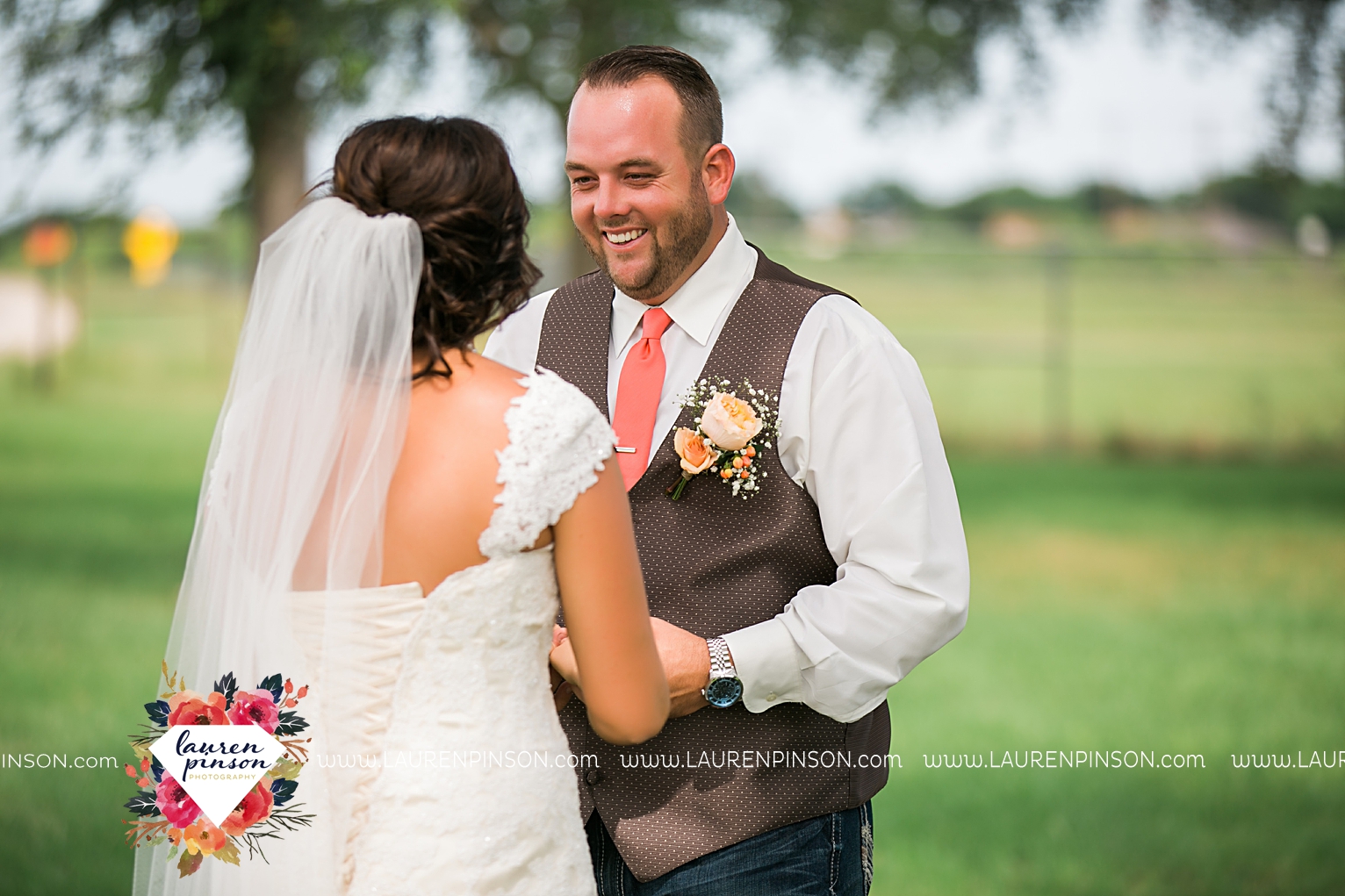 wichita-falls-texas-wedding-photographer-wellington-on-the-lake-with-mayfield-events_2947.jpg