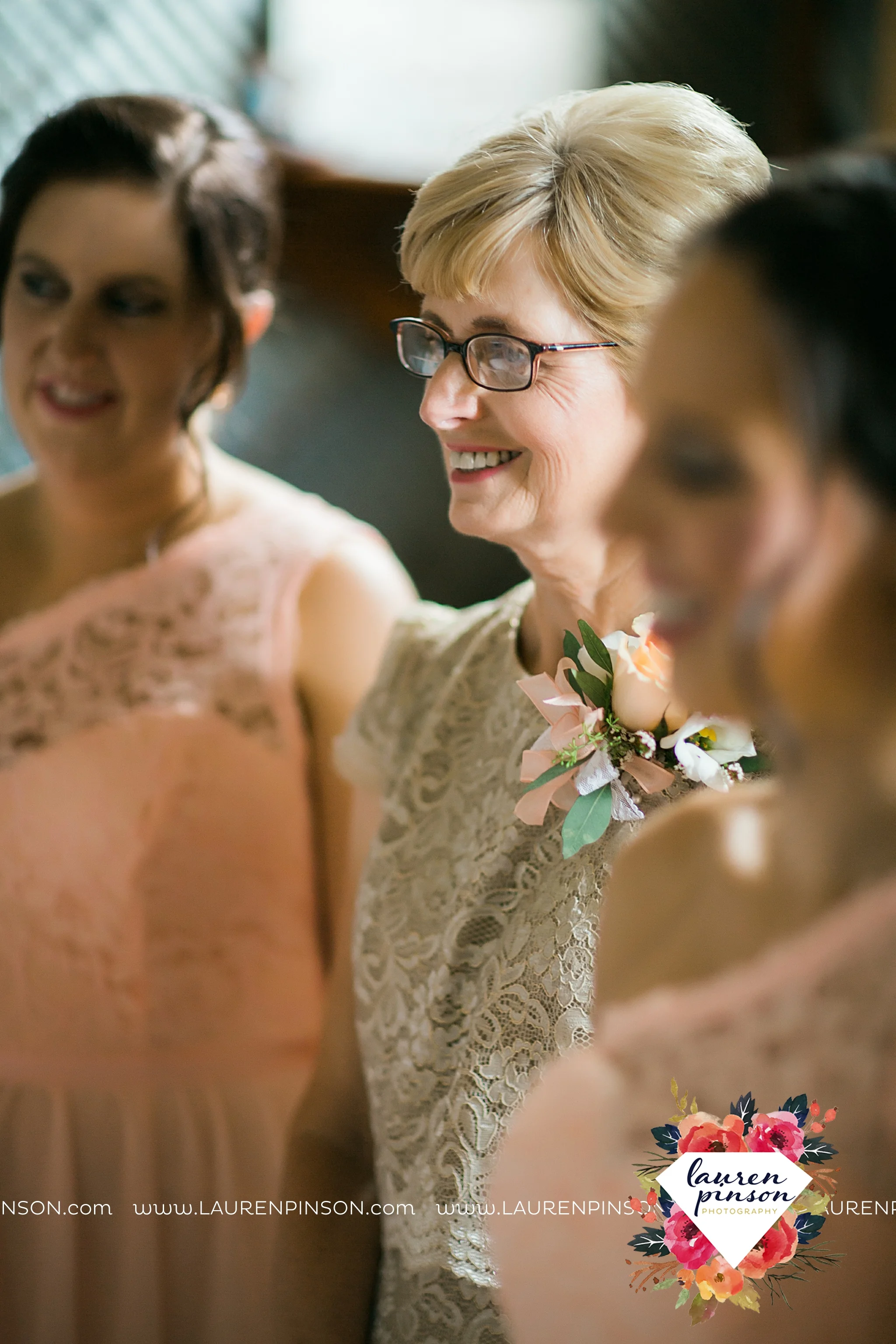 jones-barn-willow-creek-ranch-wedding-in-cleburne-texas-fort-worth-dfw-wichita-falls-wedding-photography_3195.jpg