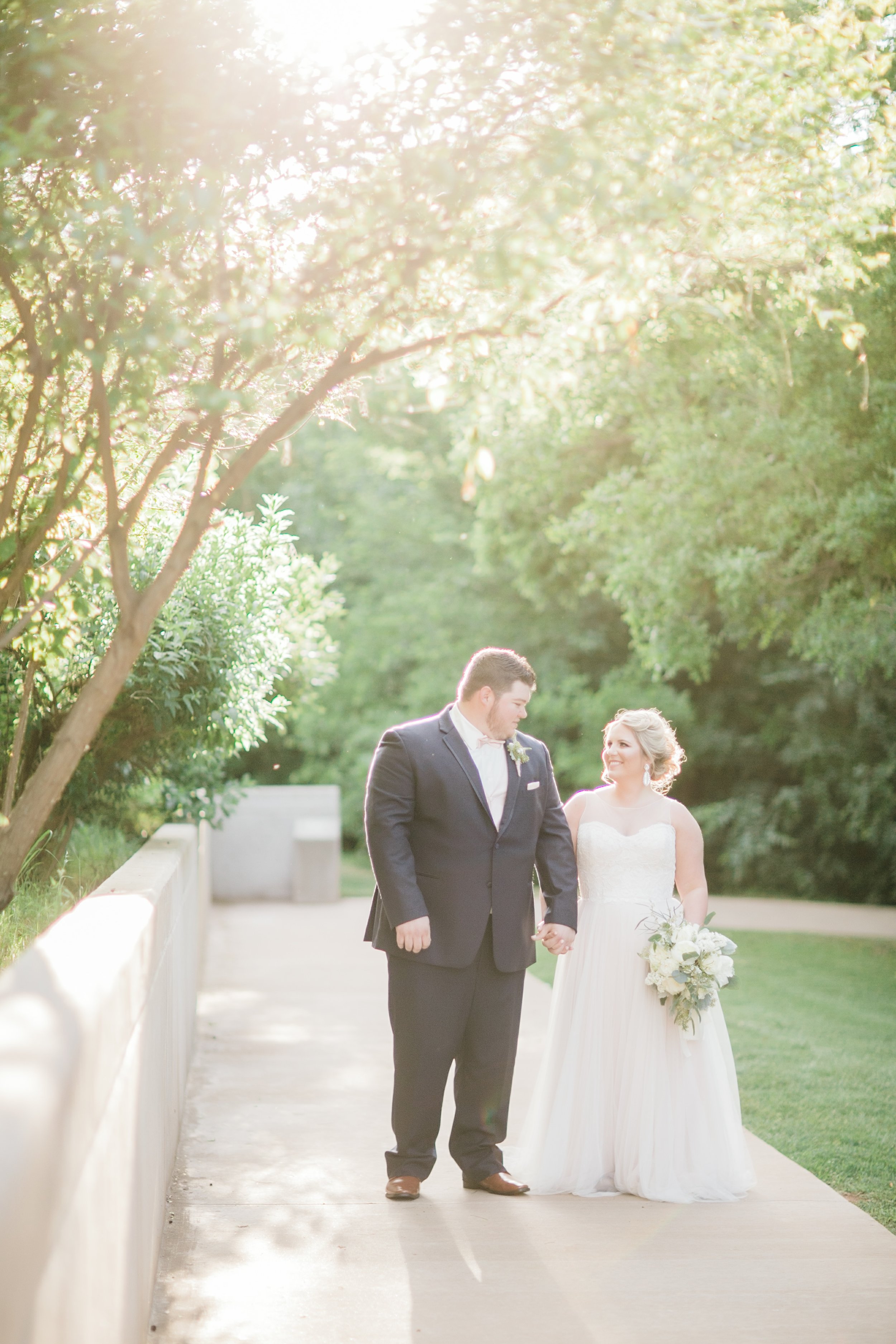 wichita-falls-wedding-photographer-videographer-river-bend-nature-center-sharp-arrow-events-128.jpg