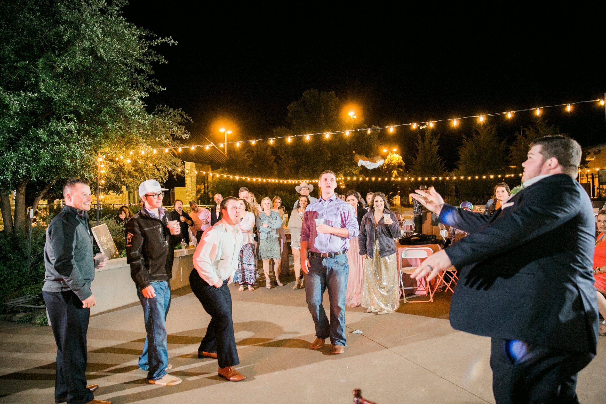wichita-falls-wedding-photographer-videographer-river-bend-nature-center-sharp-arrow-events-172.jpg