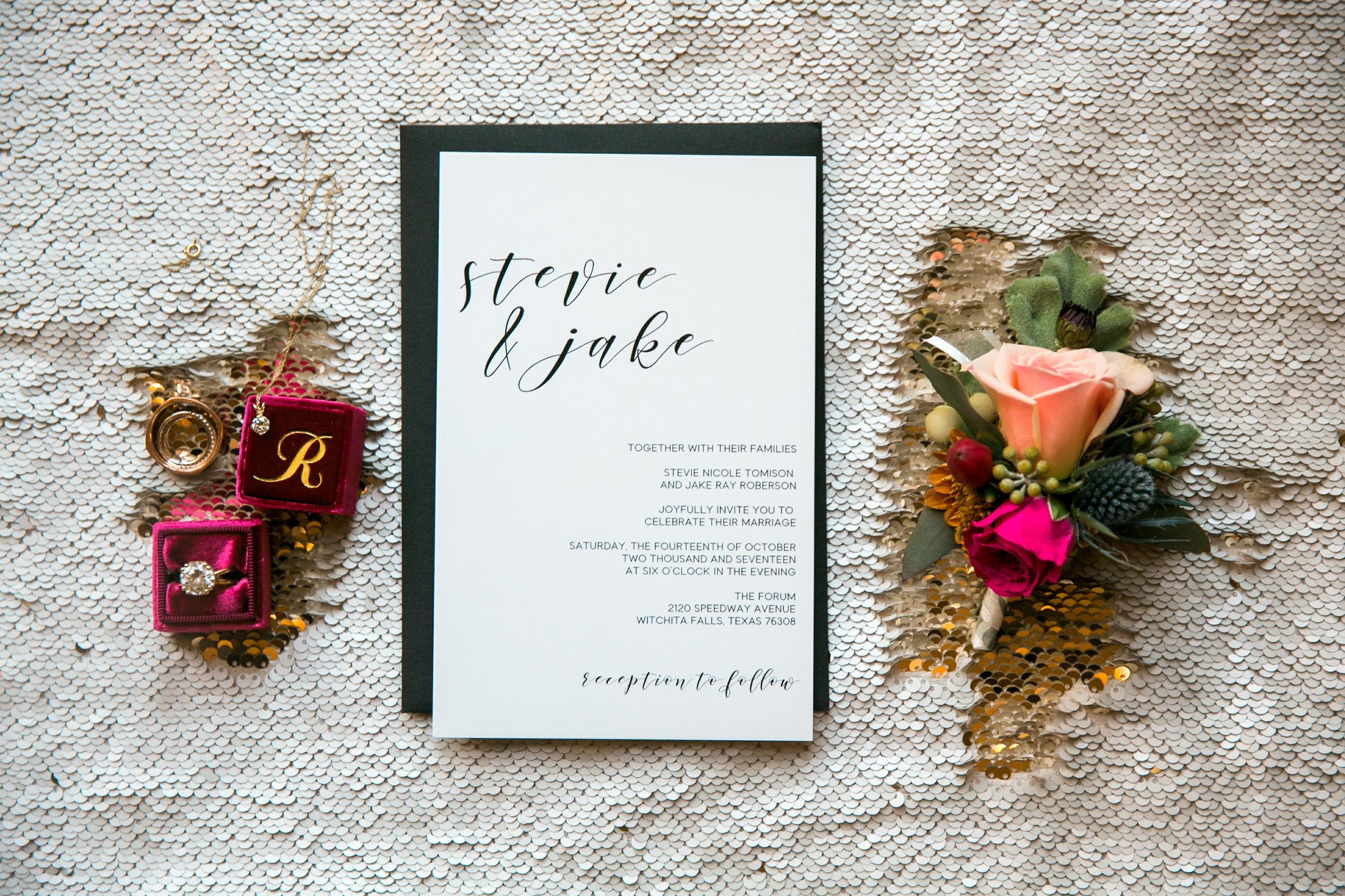 Roberson-Wedding-The-Forum-Lauren-Pinson-Wedding-Photography-Wichita-Falls-Texas-006.jpg