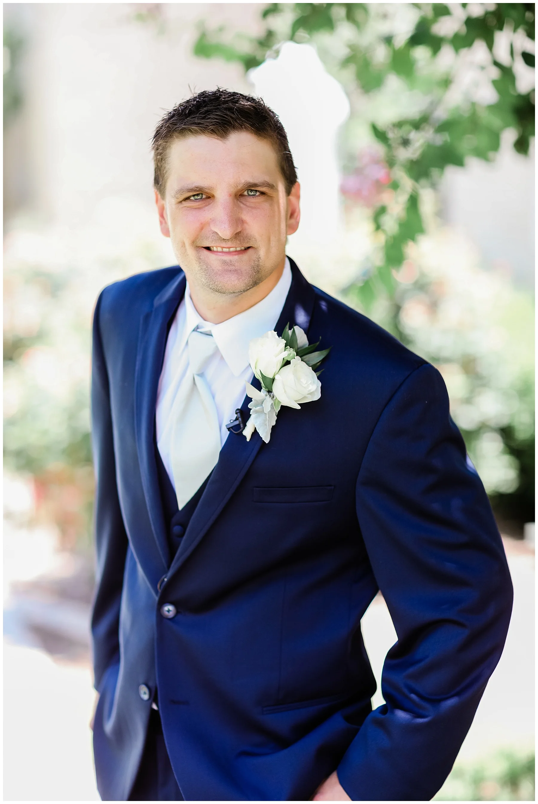 sacred-heart-catholic-church-muenster-tx-the-veranda-in-nocona-tx-wichita-falls-wedding-photographer-00012.jpg