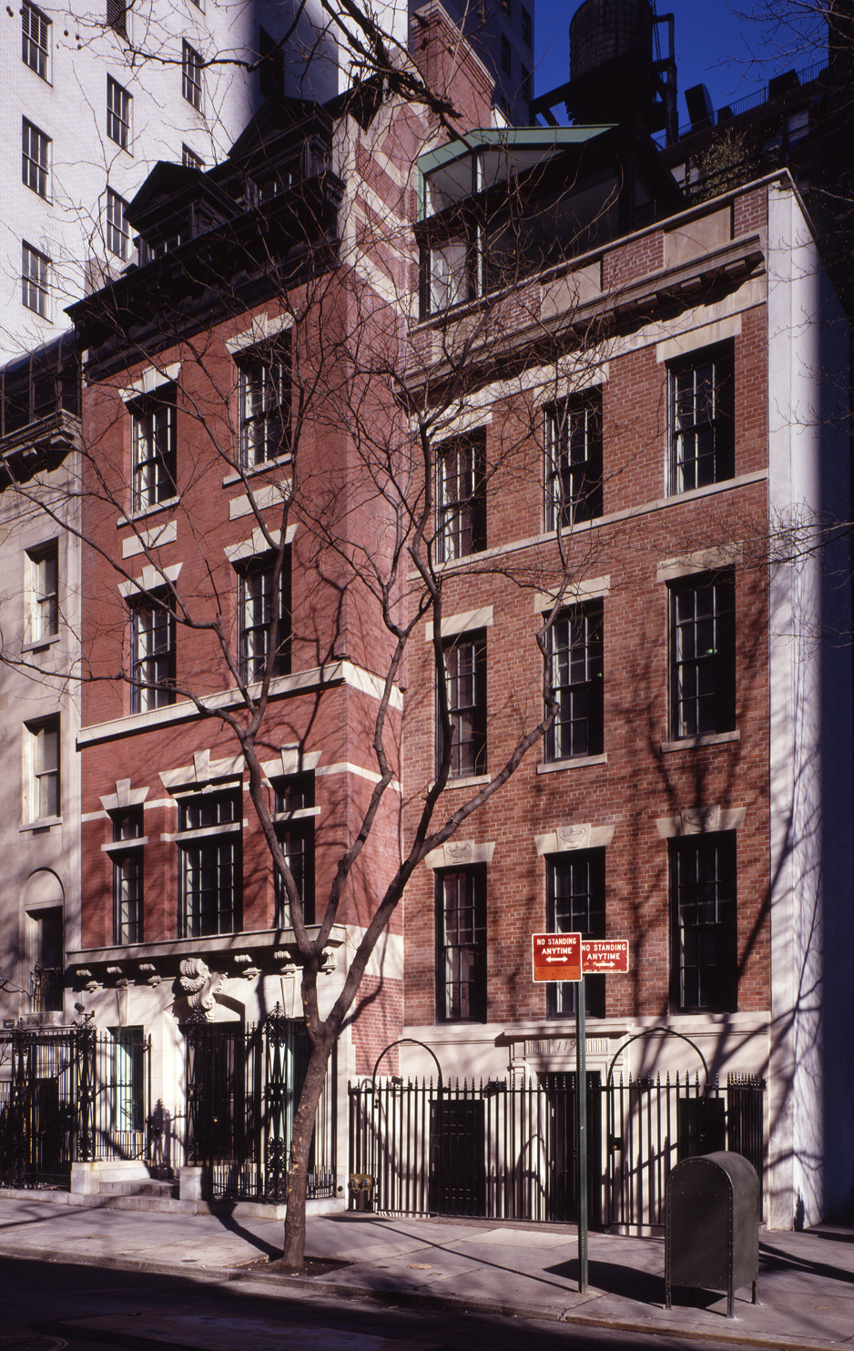 Twin Townhouses-Facade.jpg