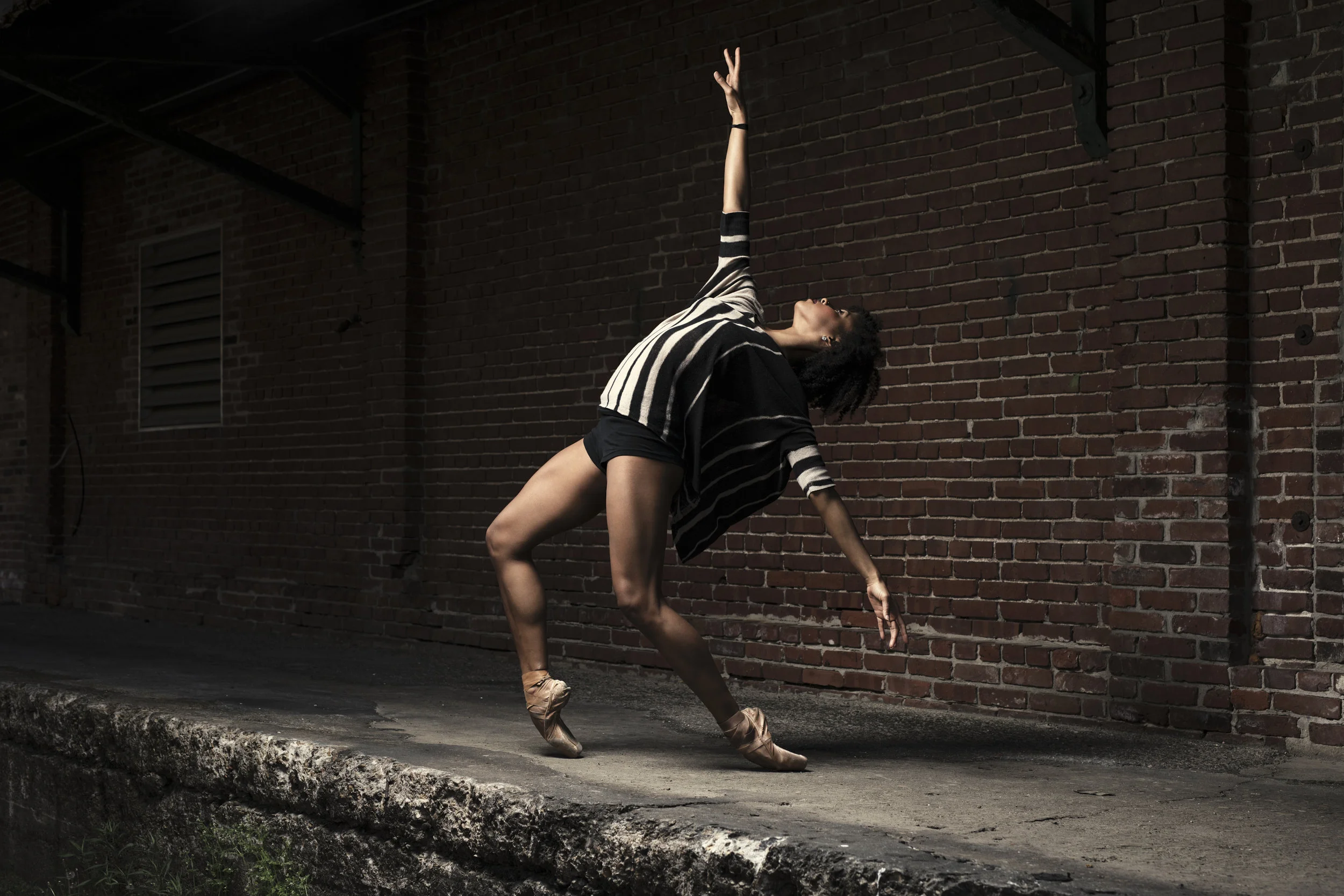 EILEEN | DANCER