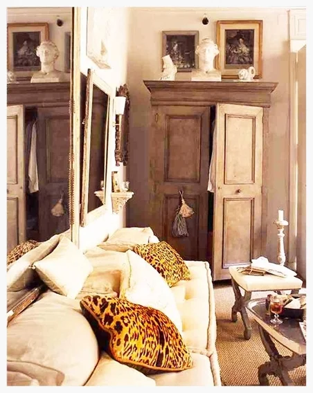 tiger pilows 1_w3.jpg