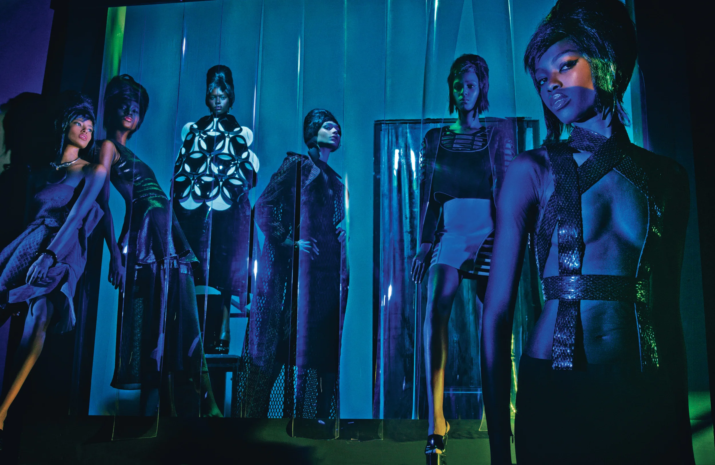 la-clique-c_est-chic-by-steven-klein-for-w-magazine-february-2015-4.jpg