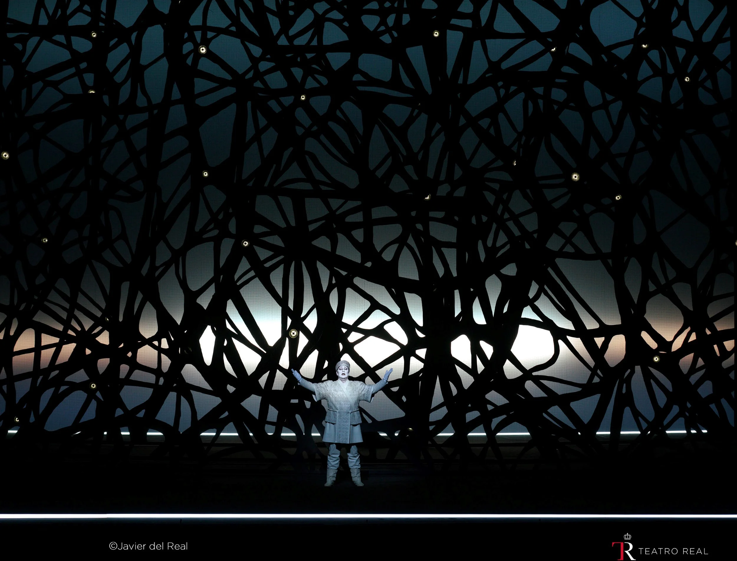 gregory-kunde-turandot-par-robert-wilson.jpeg