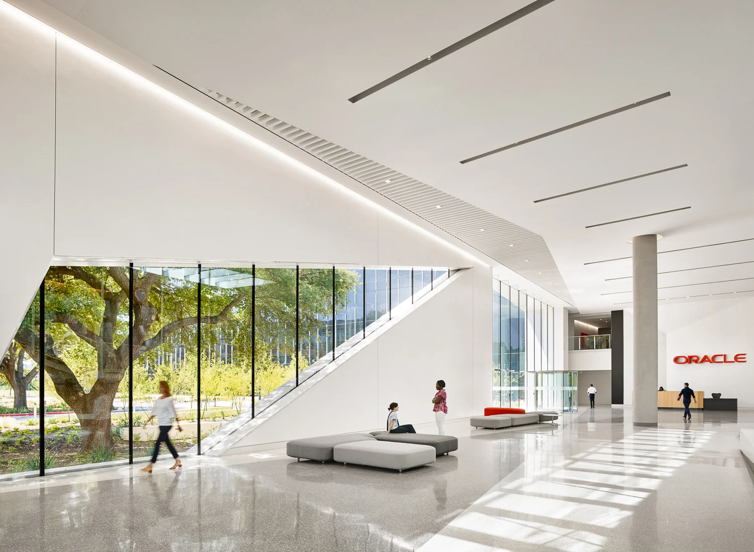 Oracle_windowlobby156904.jpg