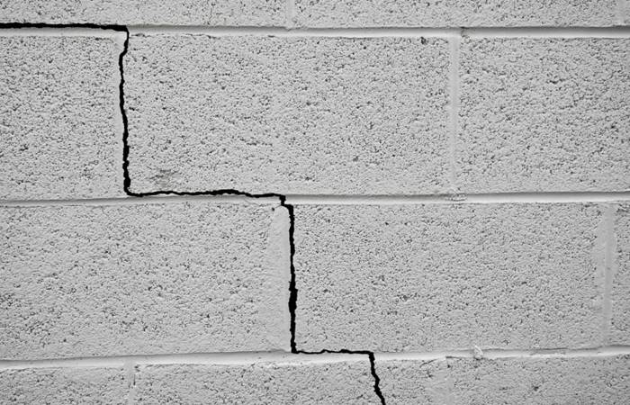 Repair cracks in the foundation to avoid major structural problems later on. (Photo: iStock) 