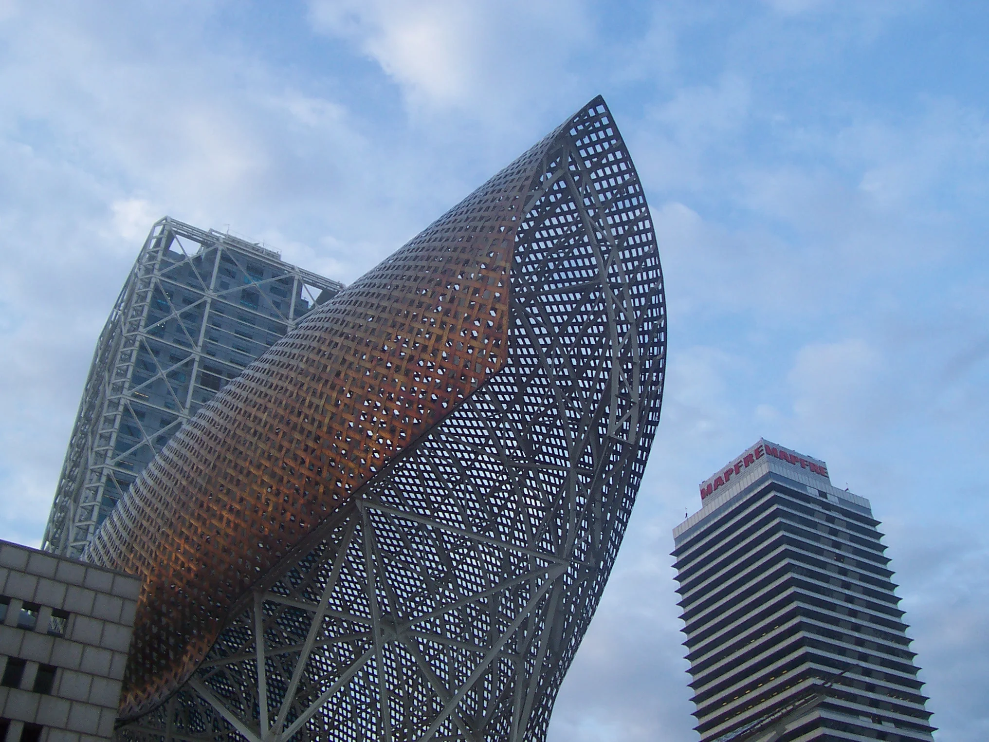 gehryfish.jpg