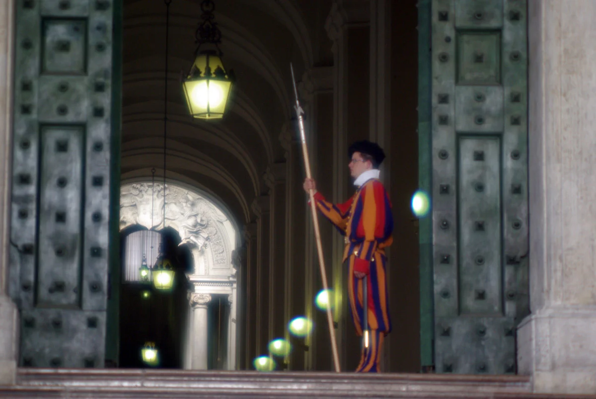 vaticanguard.jpg