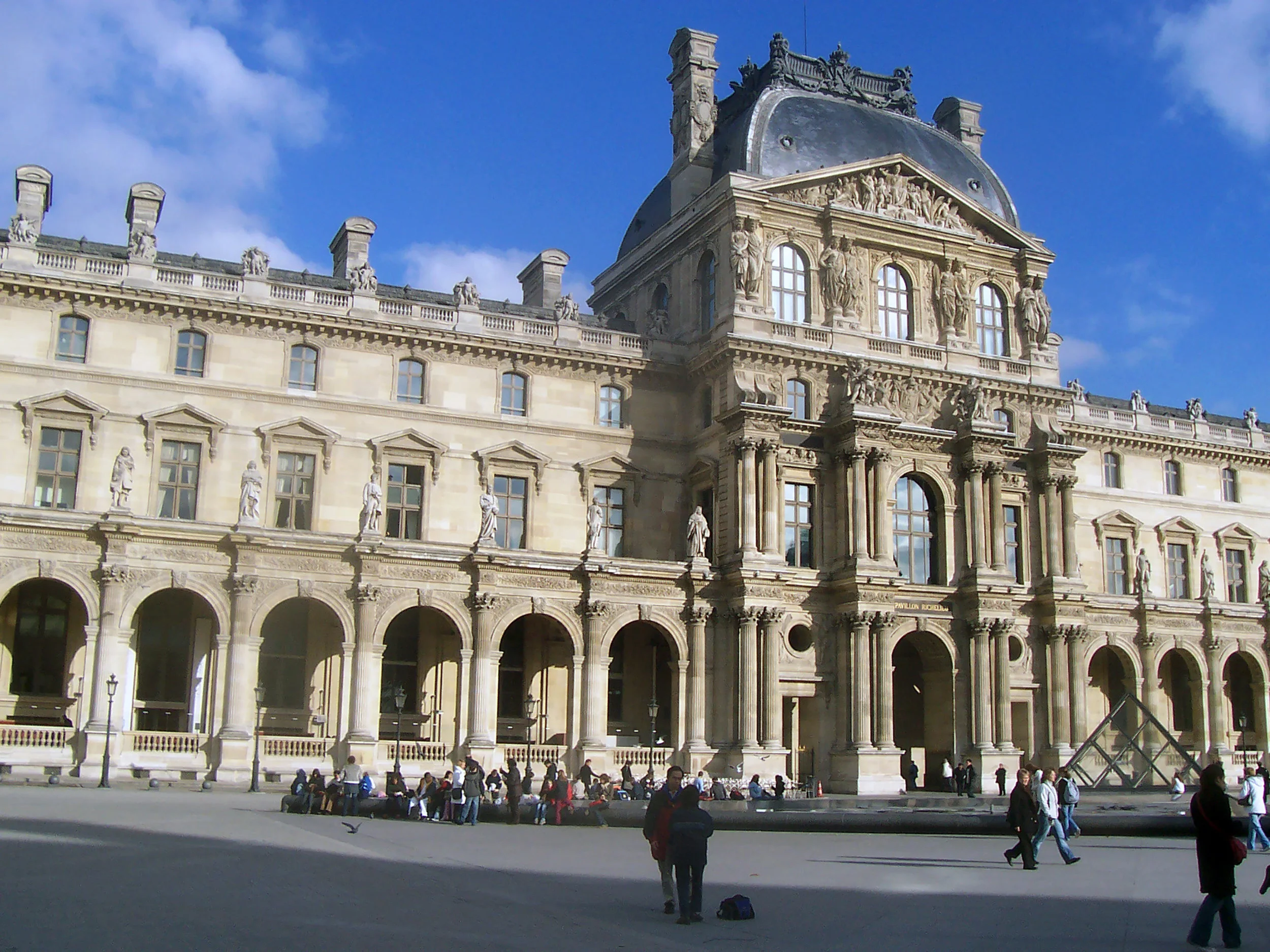 The Louvre 3.jpg