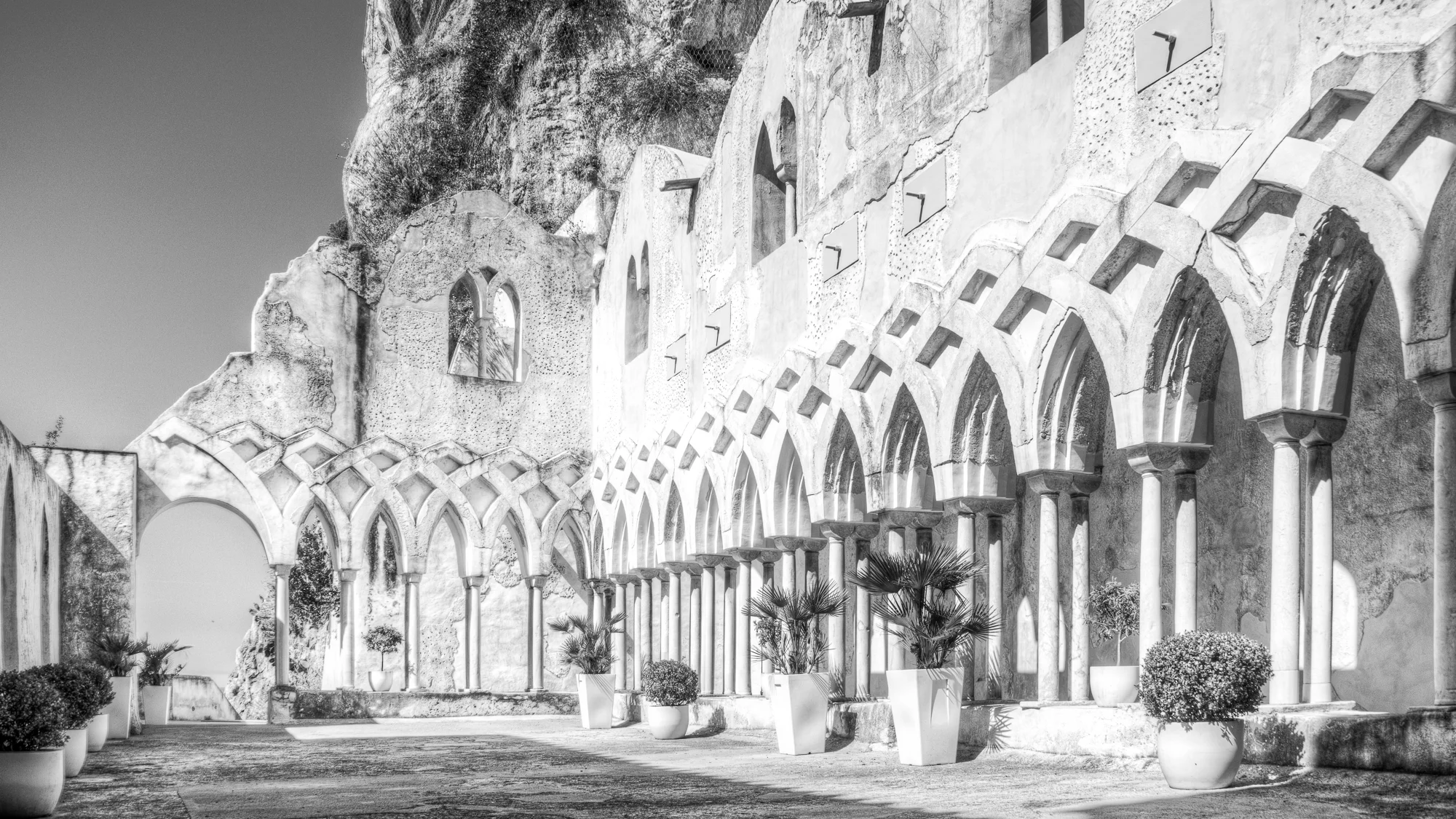 Courtyard 2 - Hotel Convento