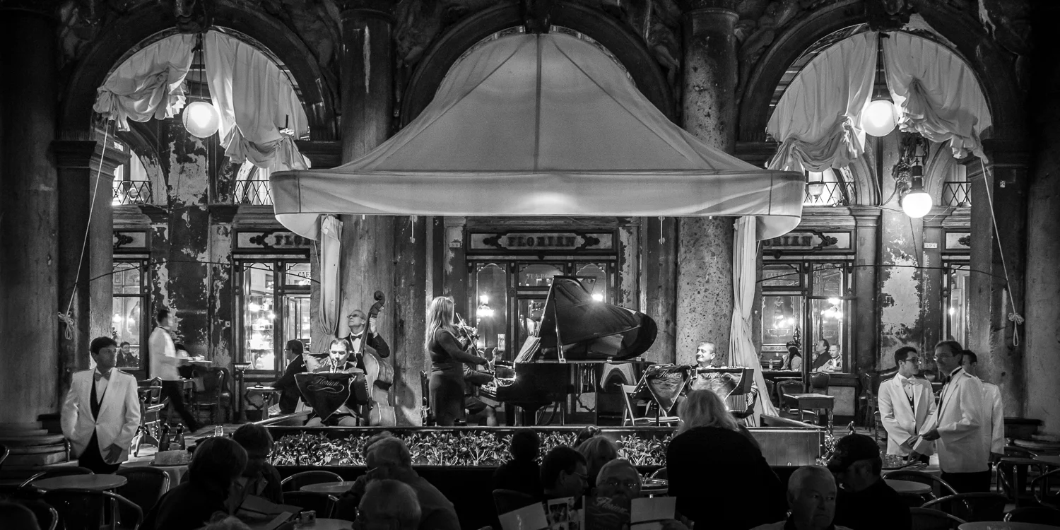 The orchestra of Caffe Florian