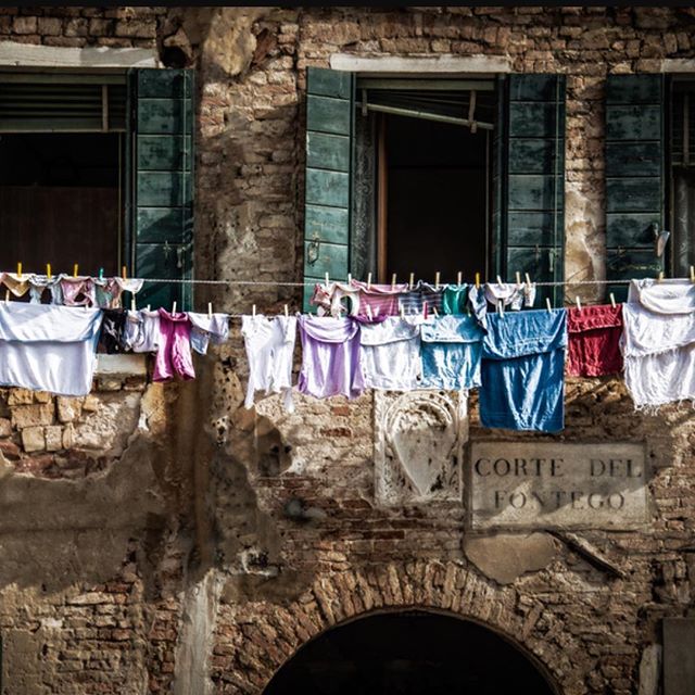 It's washday in Venice and I just love the textures in this photo from a quiet campo. You can see many more Venice photos on my website. #italyouritaly #italy #venice #laundry #washday #campo #cortedelfontego