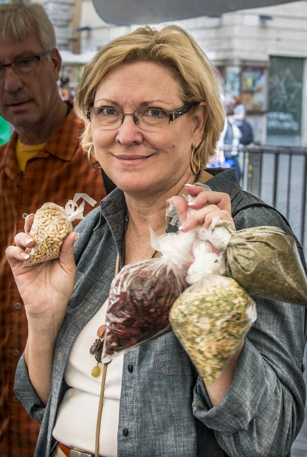 Ellen...the Happy Spice Shopper