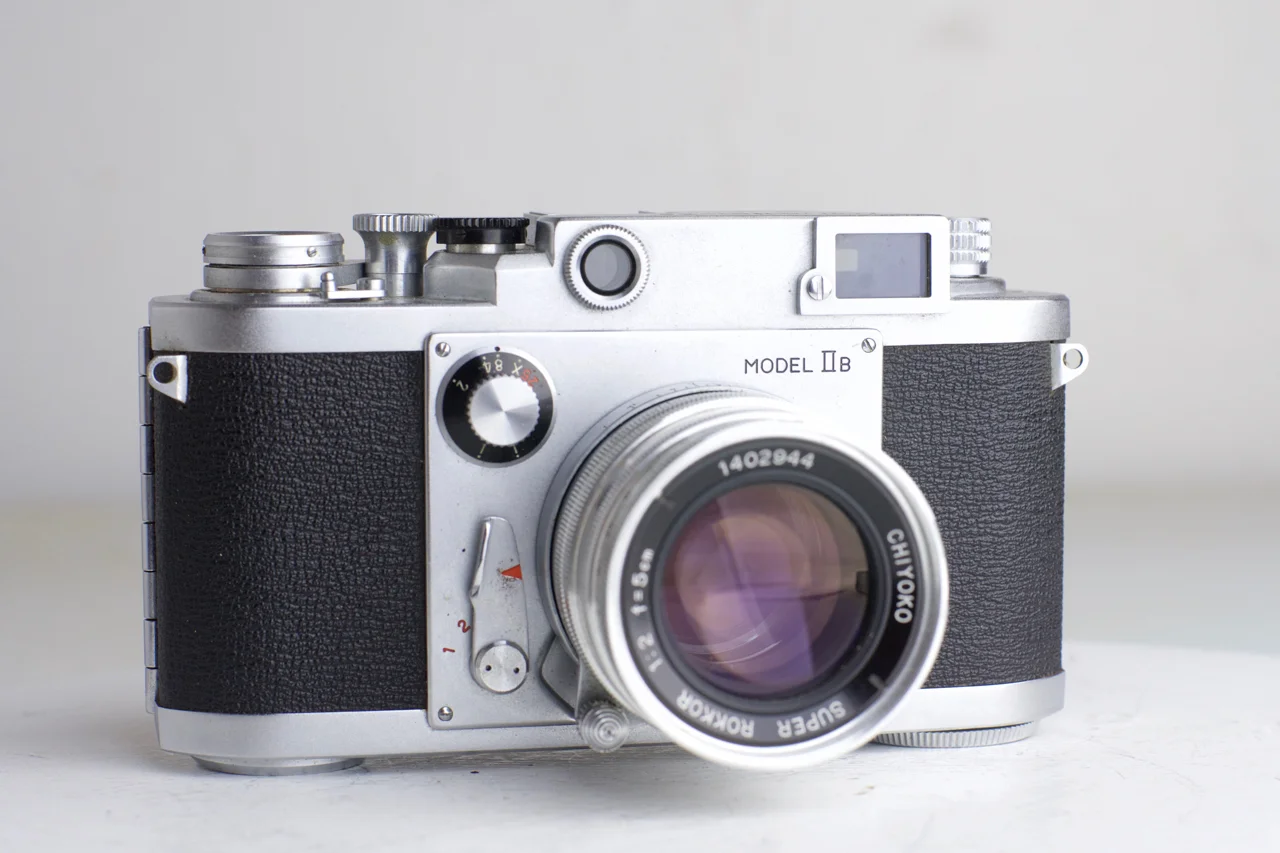 Minolta 35 Model IIB 35mm Rangefinder Film Camera with Minolta 