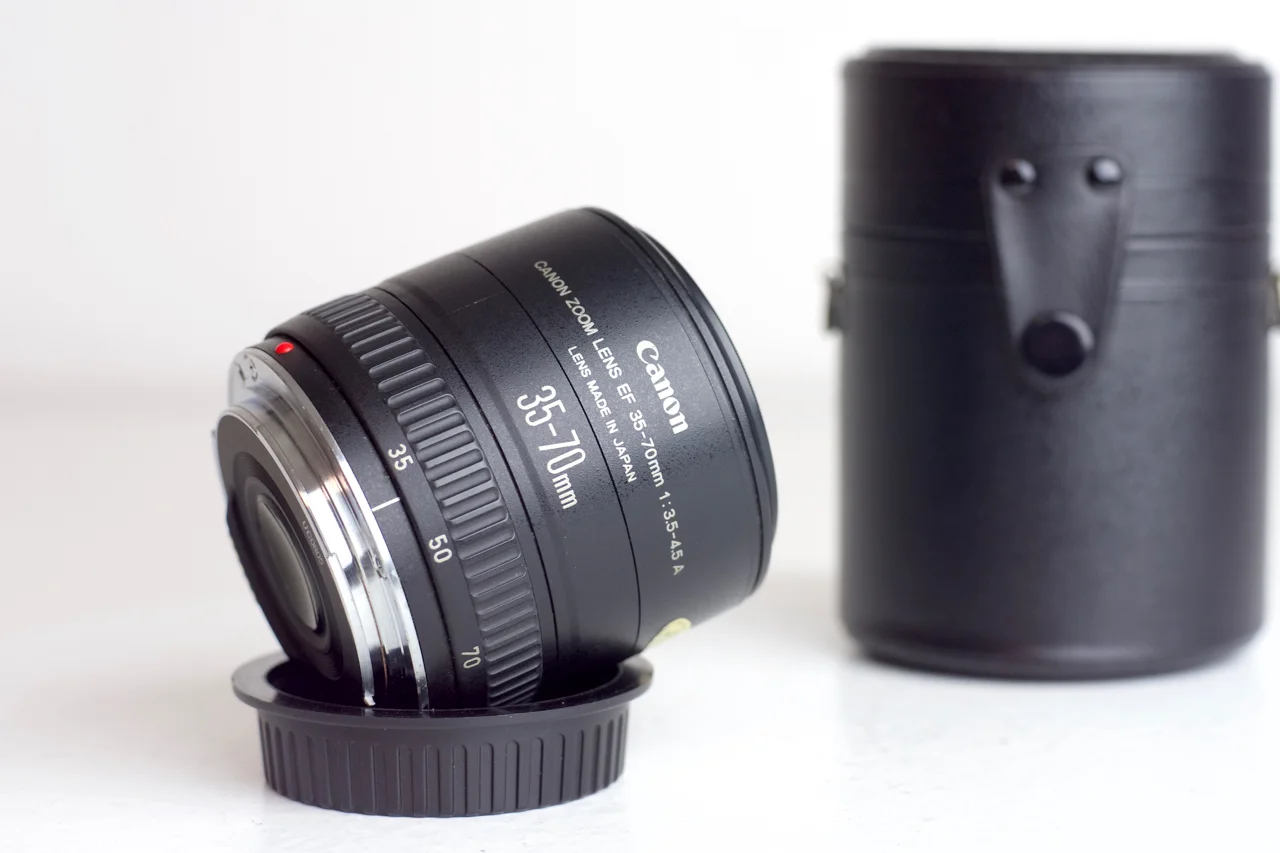 Canon EF 35-70mm F/3.5-4.5 A Metal Lens Mount Version Zoom Lens with Case