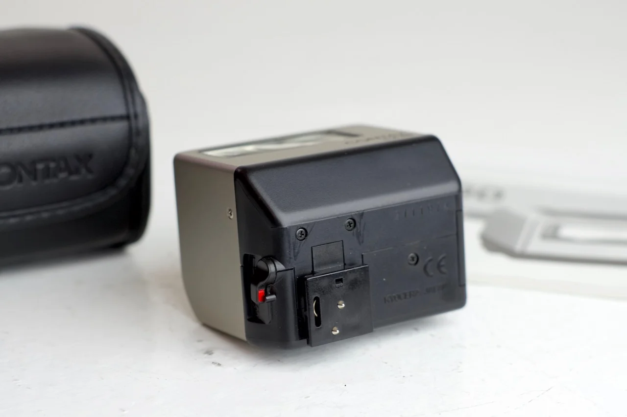 Contax TLA 200 Auto Flash Unit for Contax G Series Cameras incl 