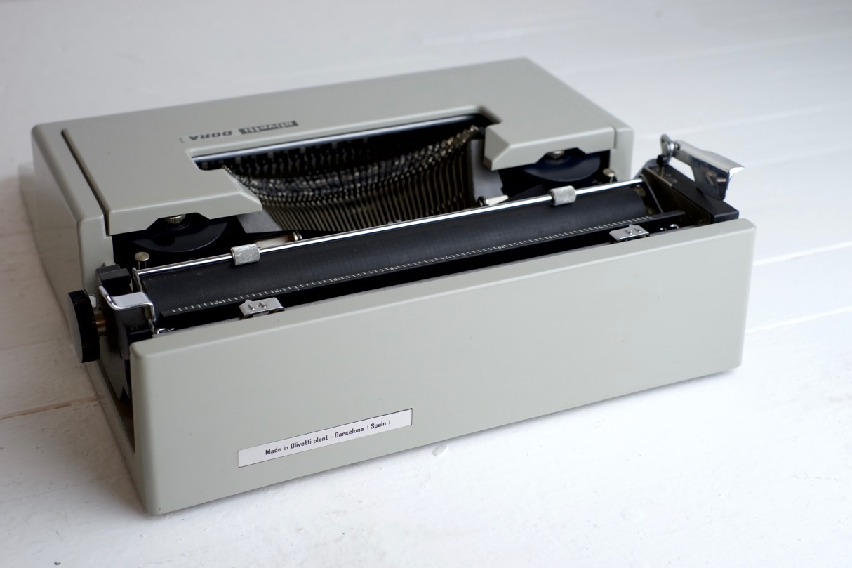 leica projector for sale - 9.jpg
