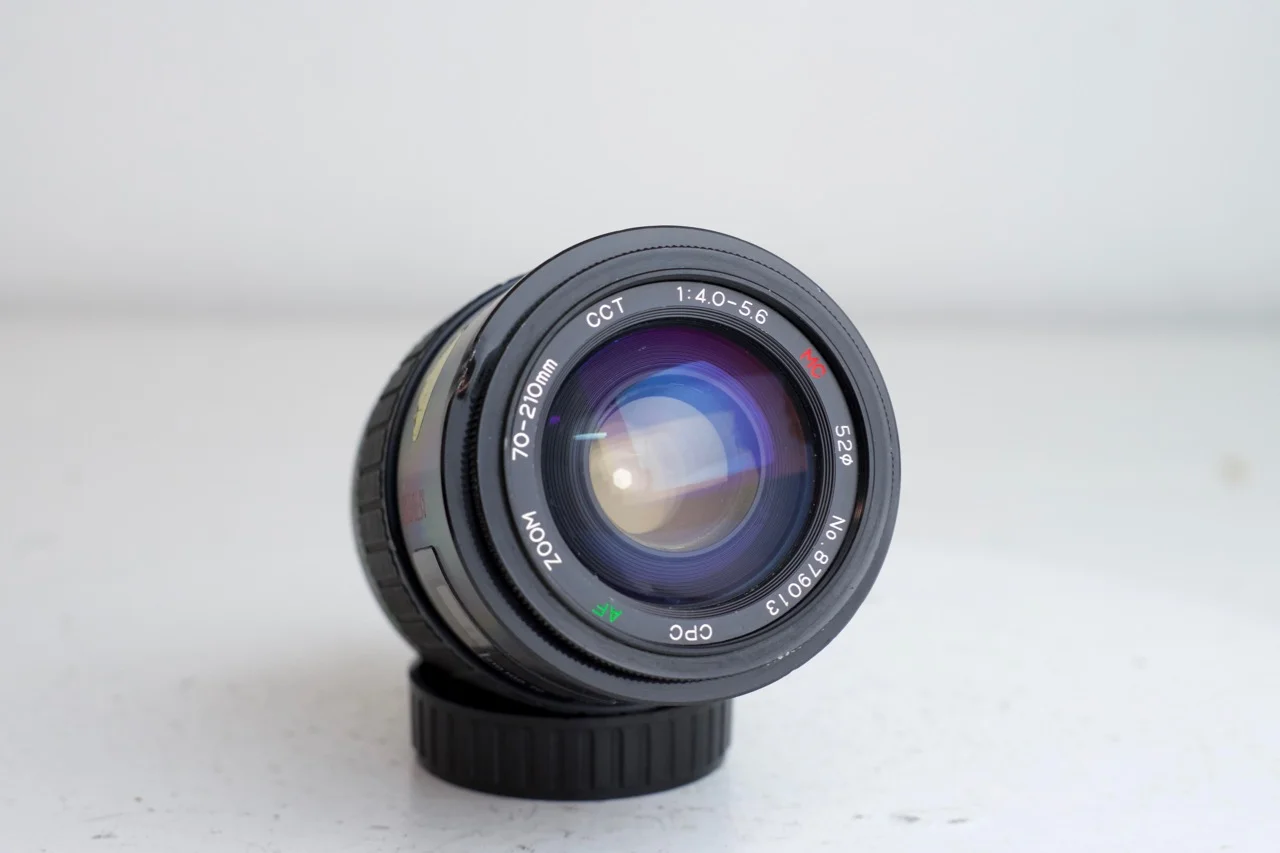 Minolta A Mount CPC AF Zoom 70 - 210mm F/4-5.6 Macro Focusing Zoom Lens For Minolta and Sony SLRs DSLRs with Rear Cap