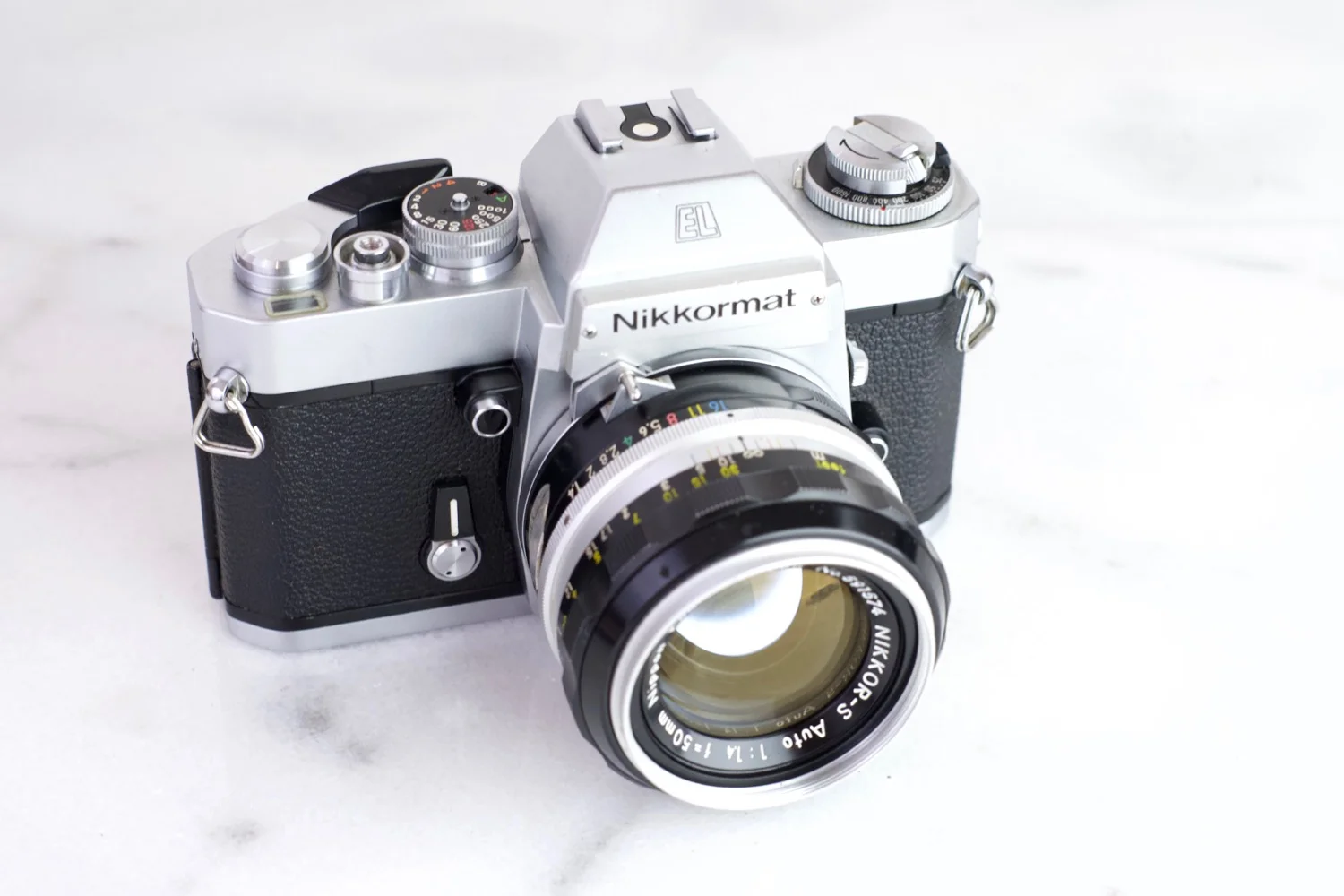 nikkormat el - 2.jpg