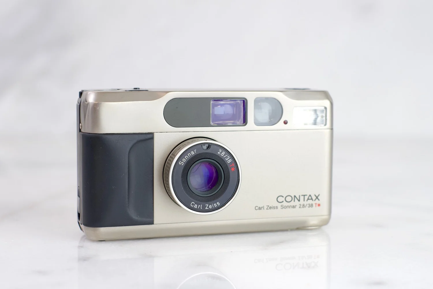 Contax T2 35mm Point and Shoot Film Camera