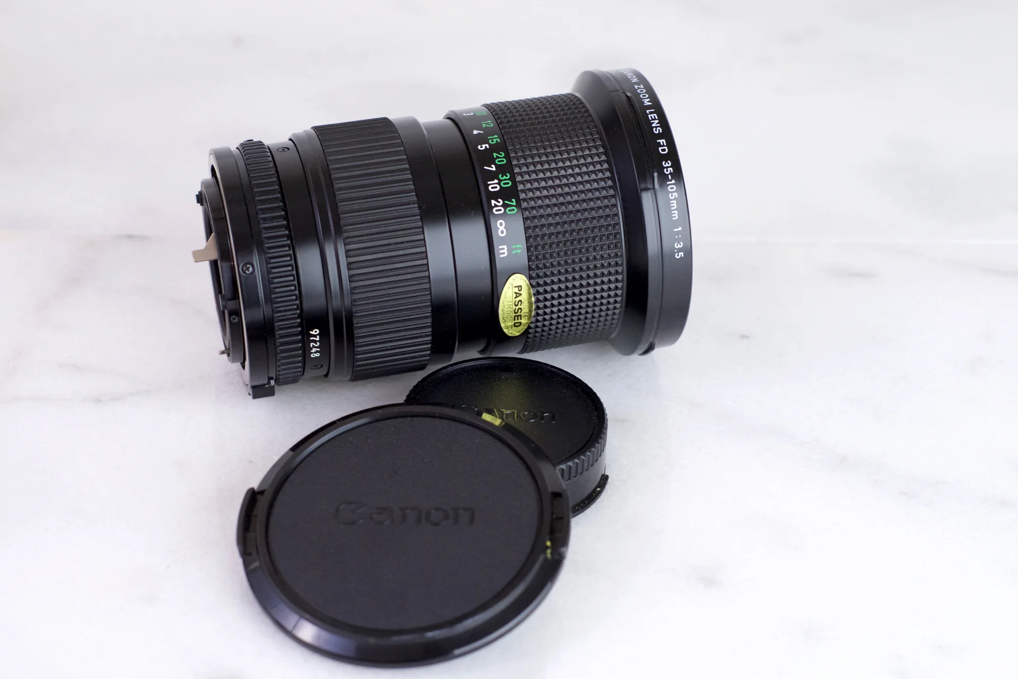 Canon FD 35-105mm F/3.5 Macro Focusing Zoom Lens with Caps