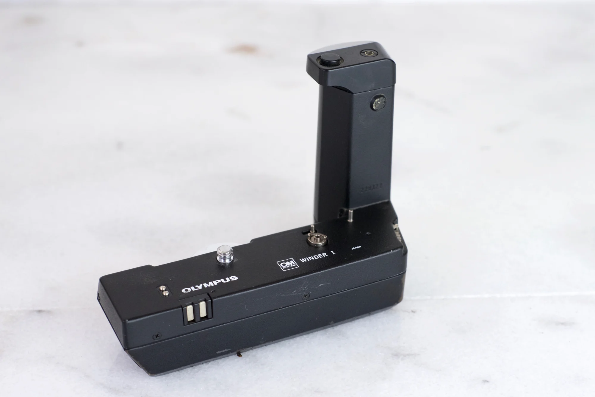 Olympus OM Winder 1 for Parts or Repair