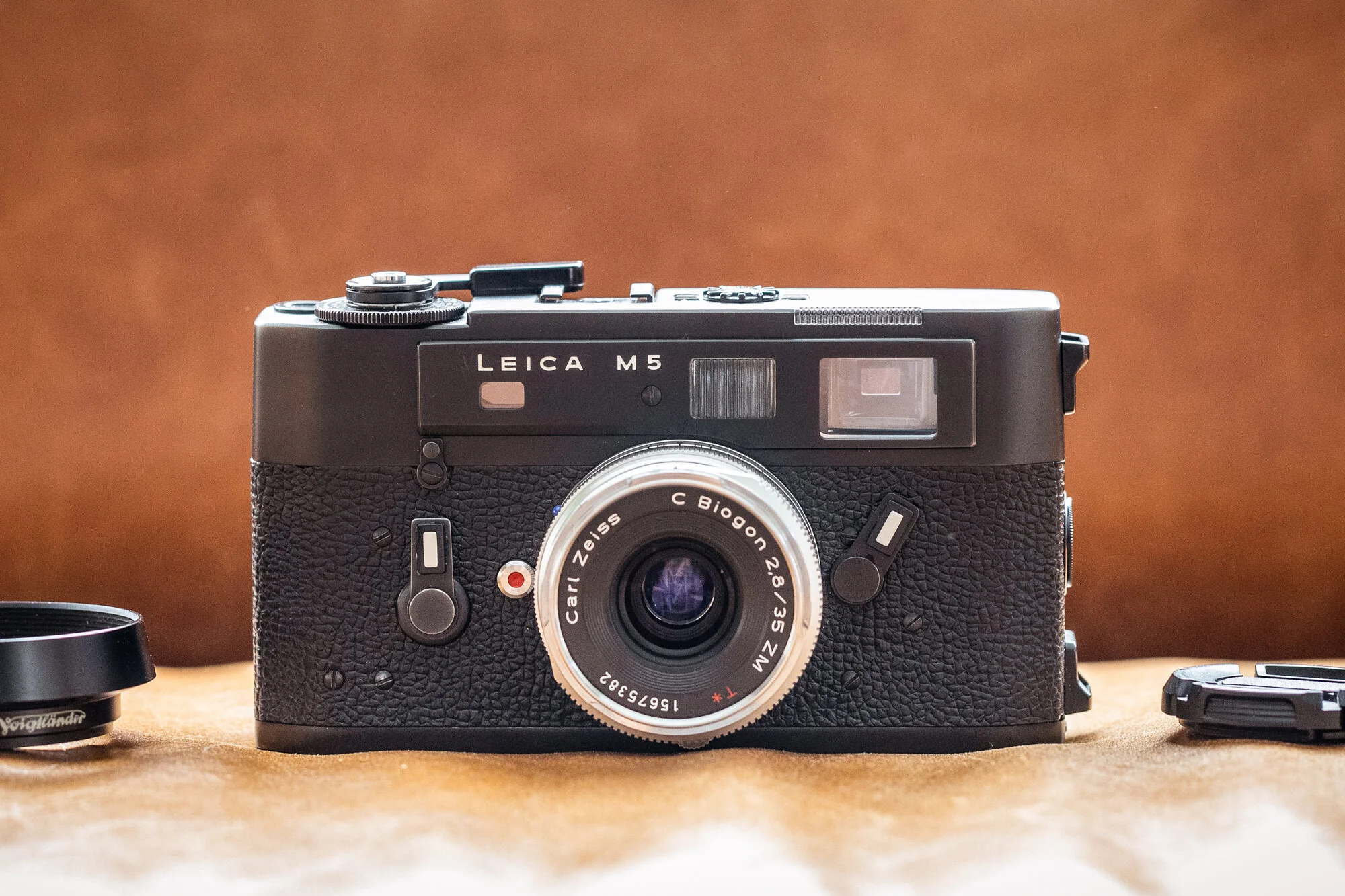 Leica M5 35mm Film Rangefinder Camera with Carl Zeiss C Biogon 35mm F/2.8 ZM Lens