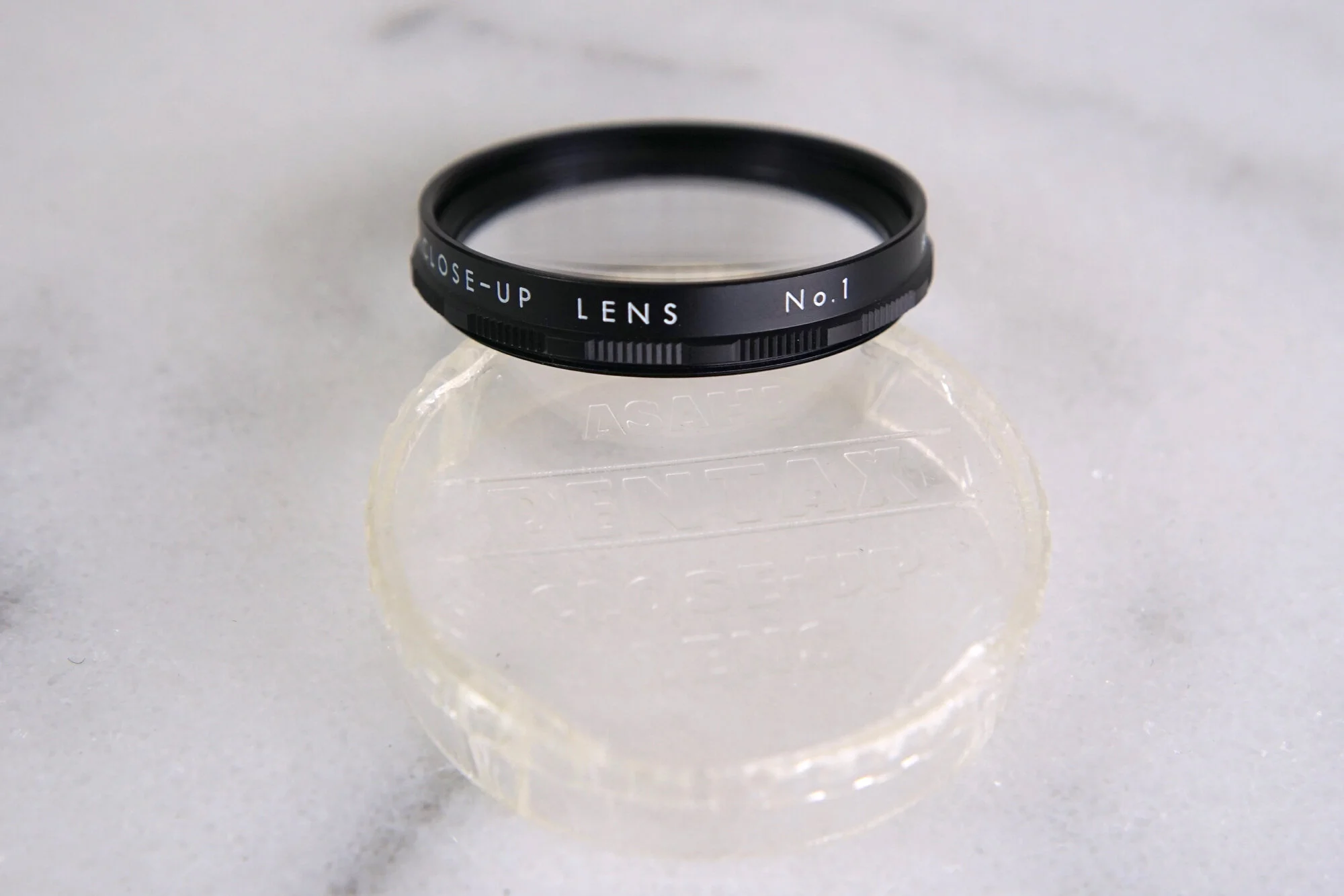 Asahi Pentax Macro Close-up Lens Filter with Case - Fits 49mm Diameter Lenses