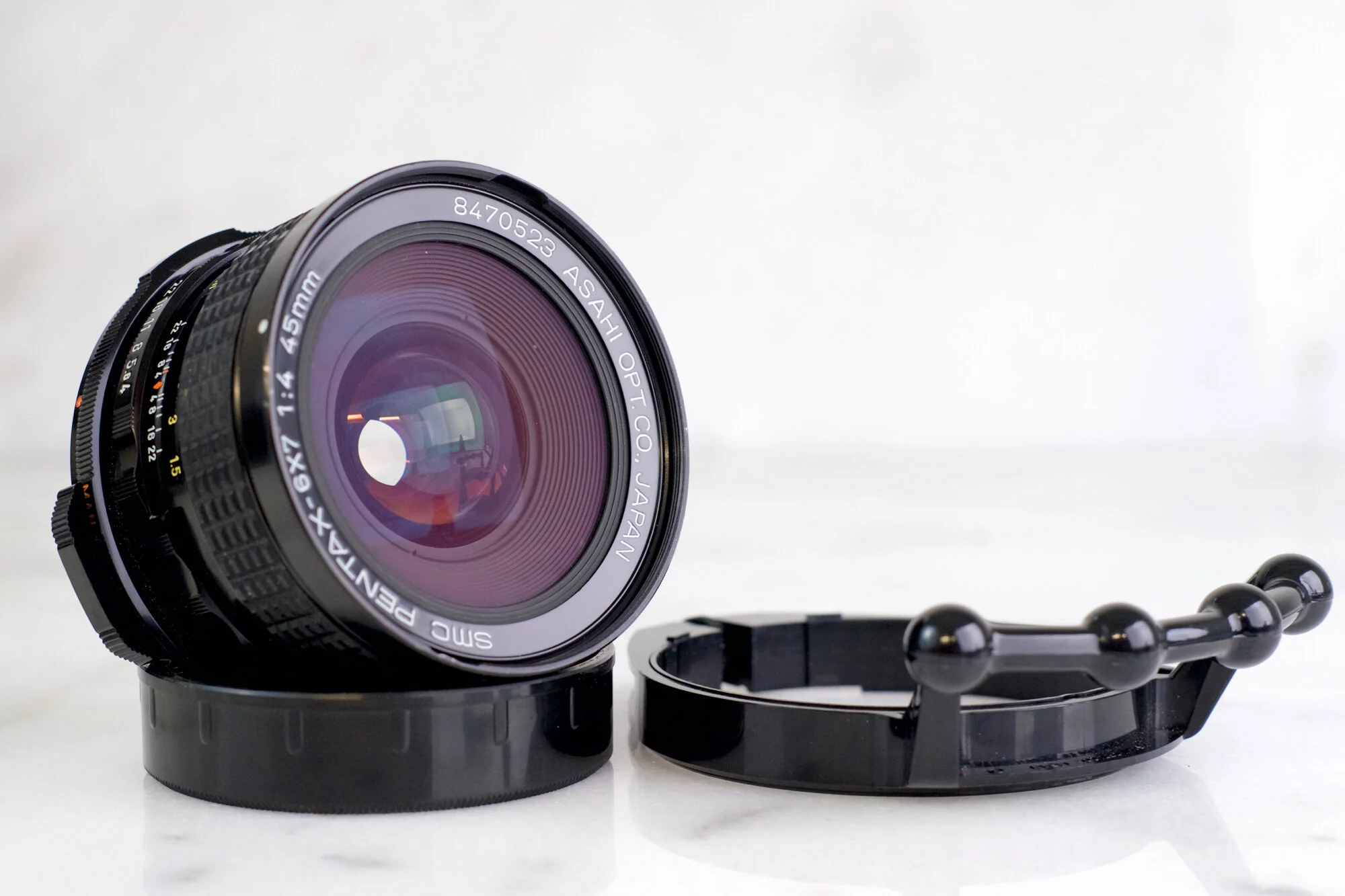 Pentax 67 SMC 45mm F/4 Wide Angle Lens with Caps and Focus Handle - for Pentax 67 Medium Format Film Camera