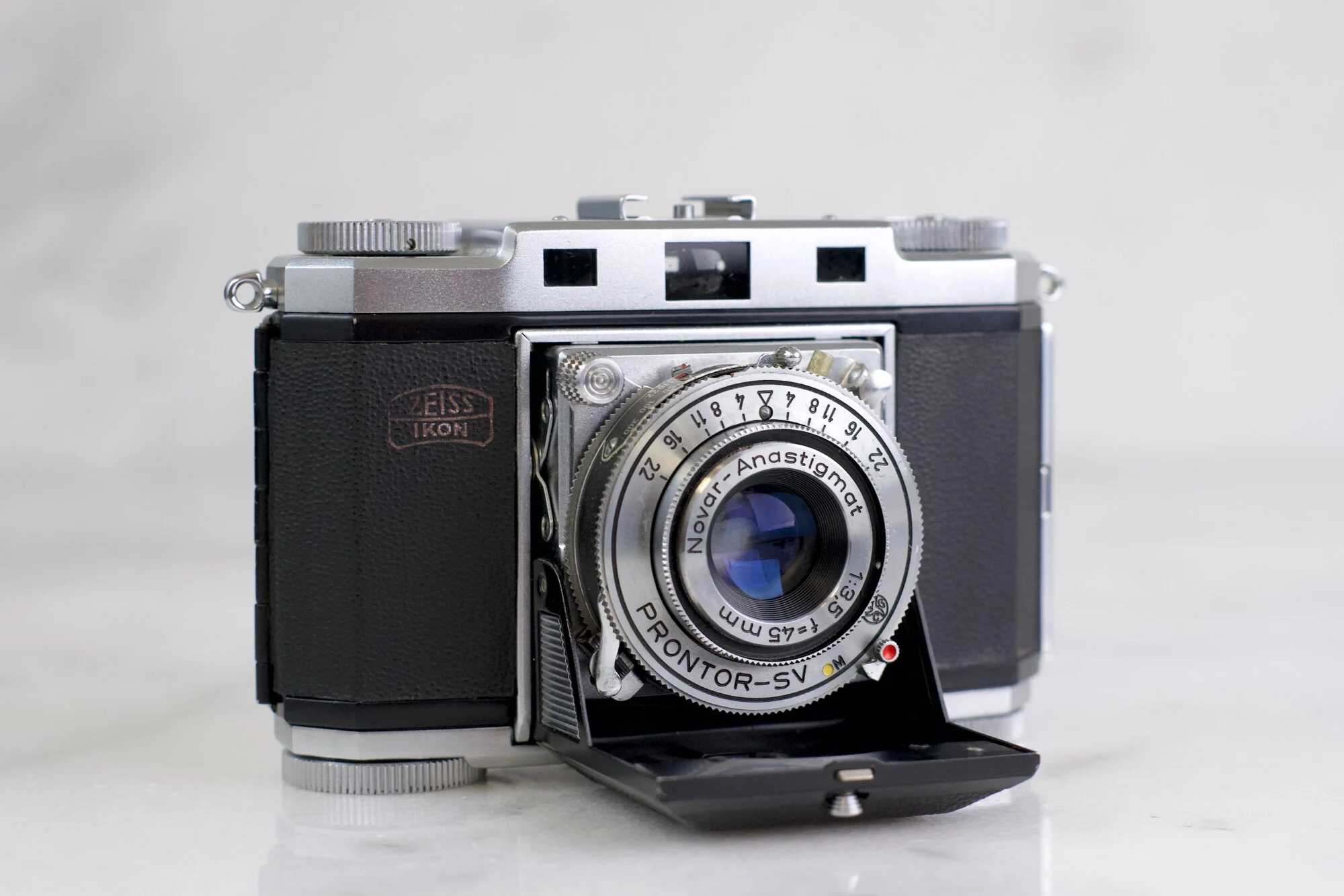 Zeiss Ikon Contina Tessar 45mm F/2.8 Lens - Folding Rangefinder 35mm Film Camera Fully Functional 524/24 Model