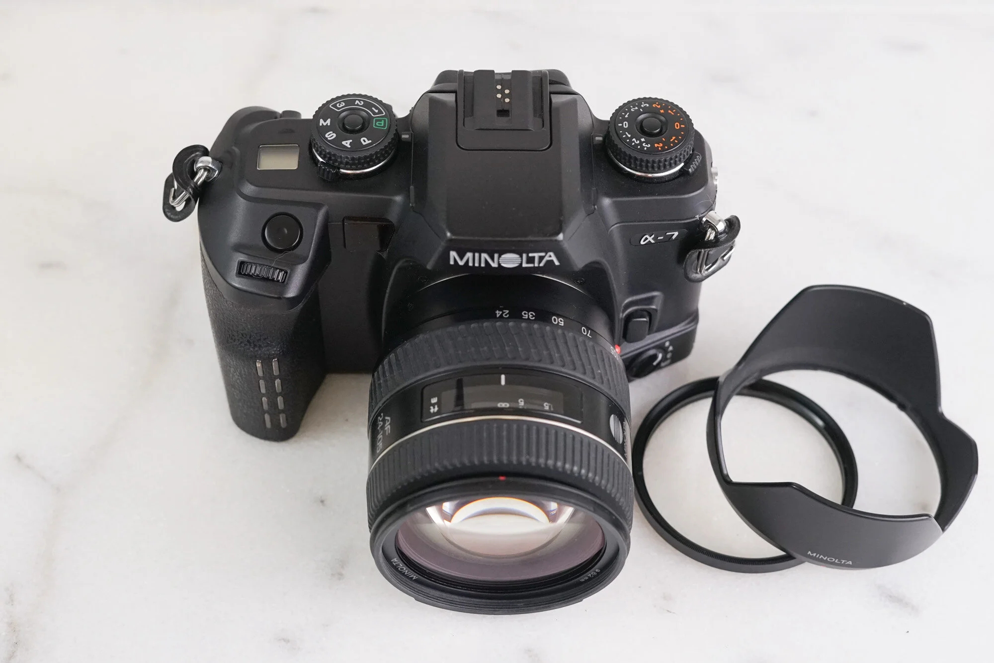 Minolta Maxxum 7 (a7, dynax 7) 35mm Film SLR Camera with Minolta AF Zoom 24-105mm F/3.5-4.5 Lens, UV Filter and Lens Hood