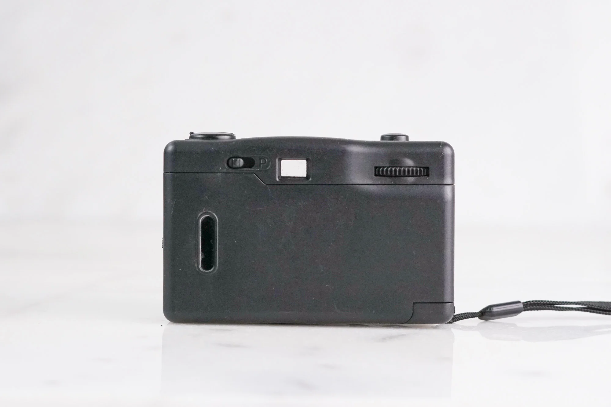 Vivitar PN2011 Focus Free (Panorama capable) 35mm Point and Shoot