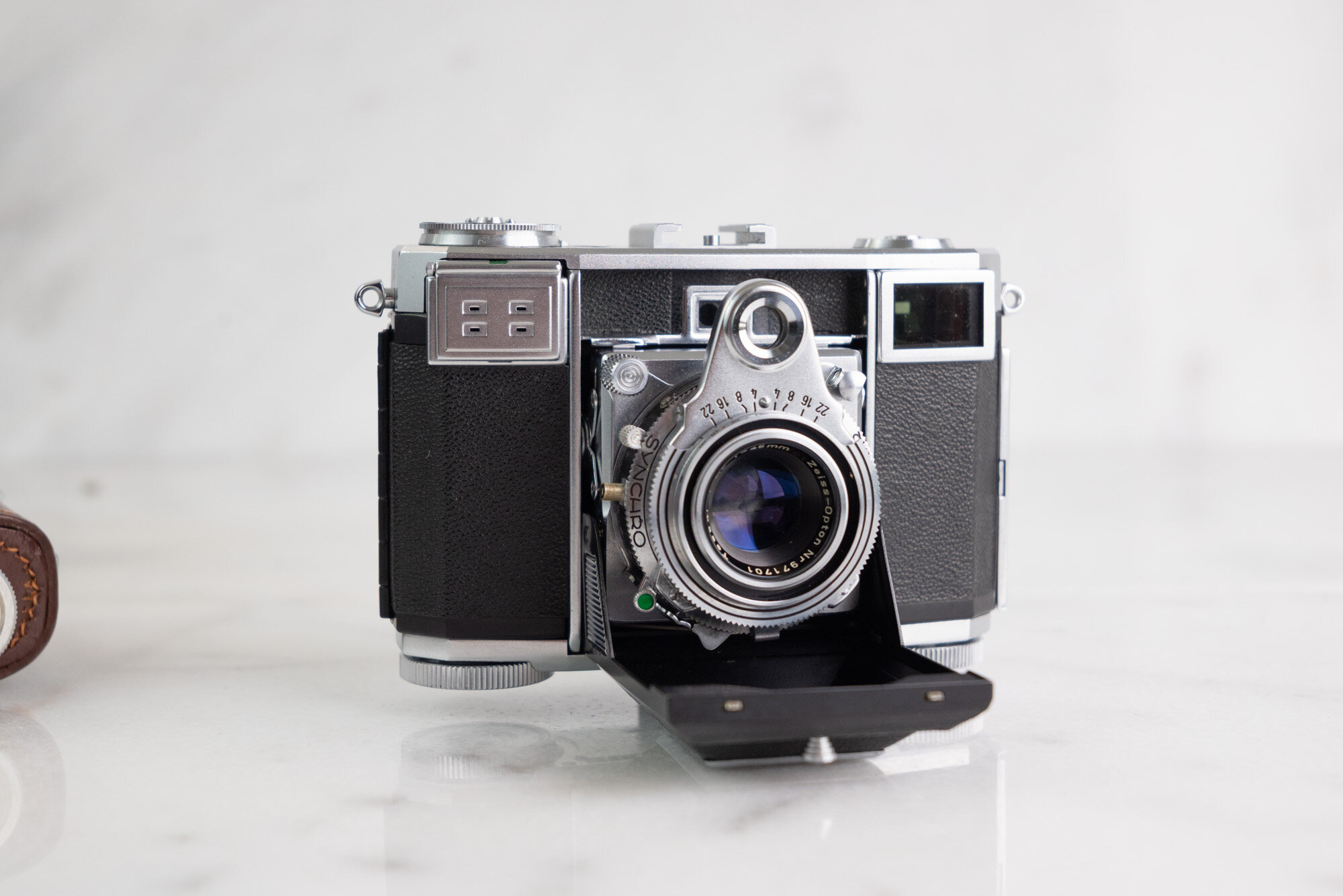Zeiss Ikon Contessa Rangefinder 35mm Film Camera with Zeiss Opton Tessar  45mm Lens Fully Functional — F Stop Cameras