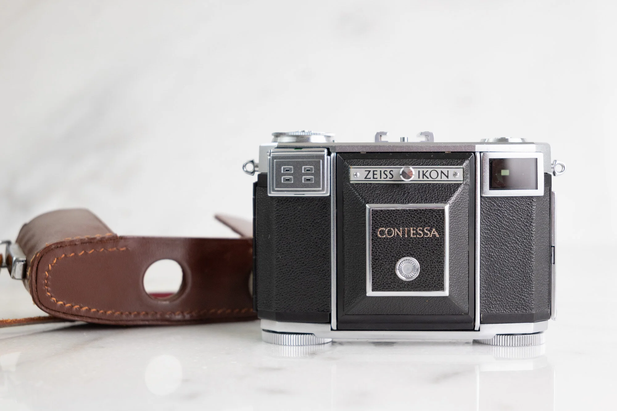 Zeiss Ikon Contessa Rangefinder 35mm Film Camera with Zeiss Opton Tessar 45mm F/2.8 Lens - Fully Functional