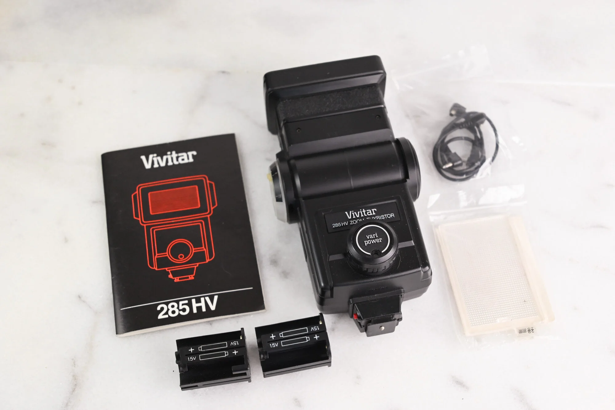 Vivitar 285 HV Thyristor Electronic Flash with Manual, Diffuser Screen, Sync Cable, Battery Cartridges