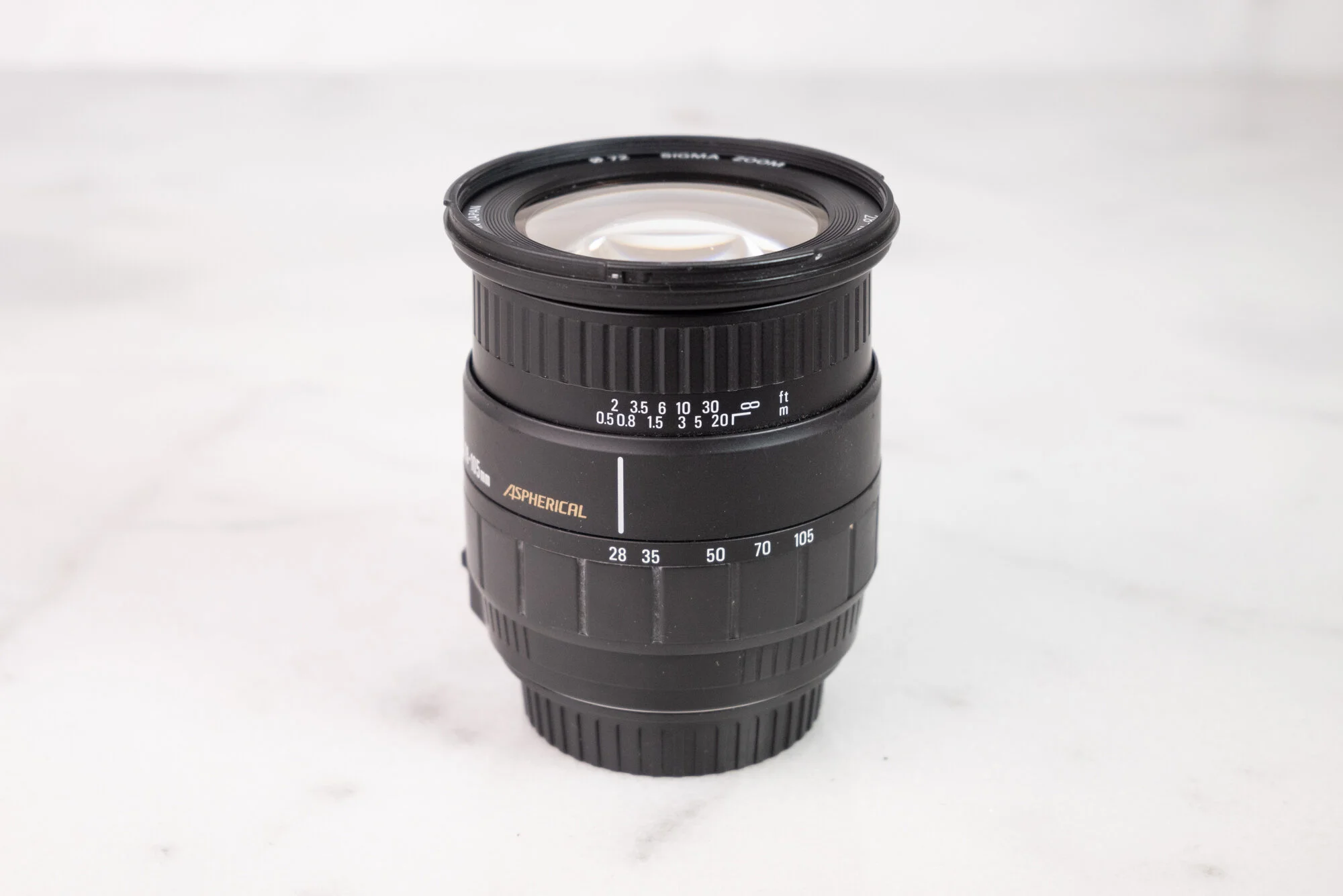 Canon EF 28-105mm F/2.8-4 Fast Zoom Lens by Sigma with Rear Cap - Fully Functional