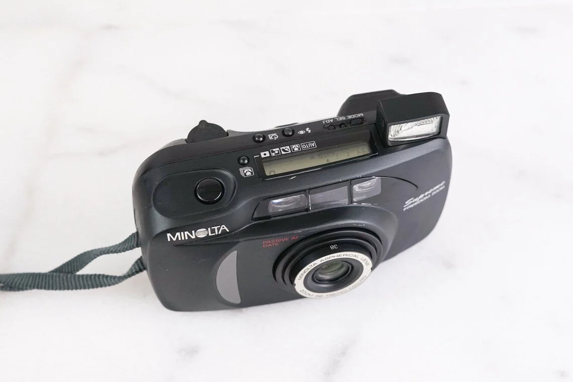 Minolta Supreme Freedom Zoom Point and Shoot 35mm Film Camera - Fully Functional