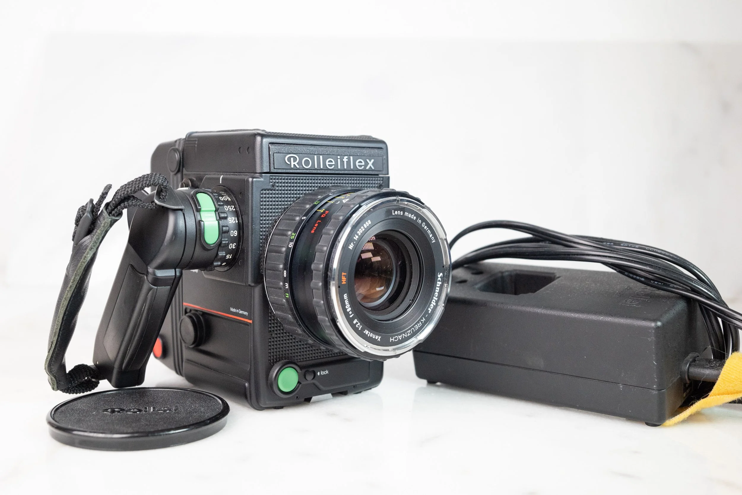 Rolleiflex 6008 Professional Medium Format Film SLR Camera with Schneider Kreuznach Xenotar HFT PQ 80mm F/2.8 Lens, Charger, Battery, Cord