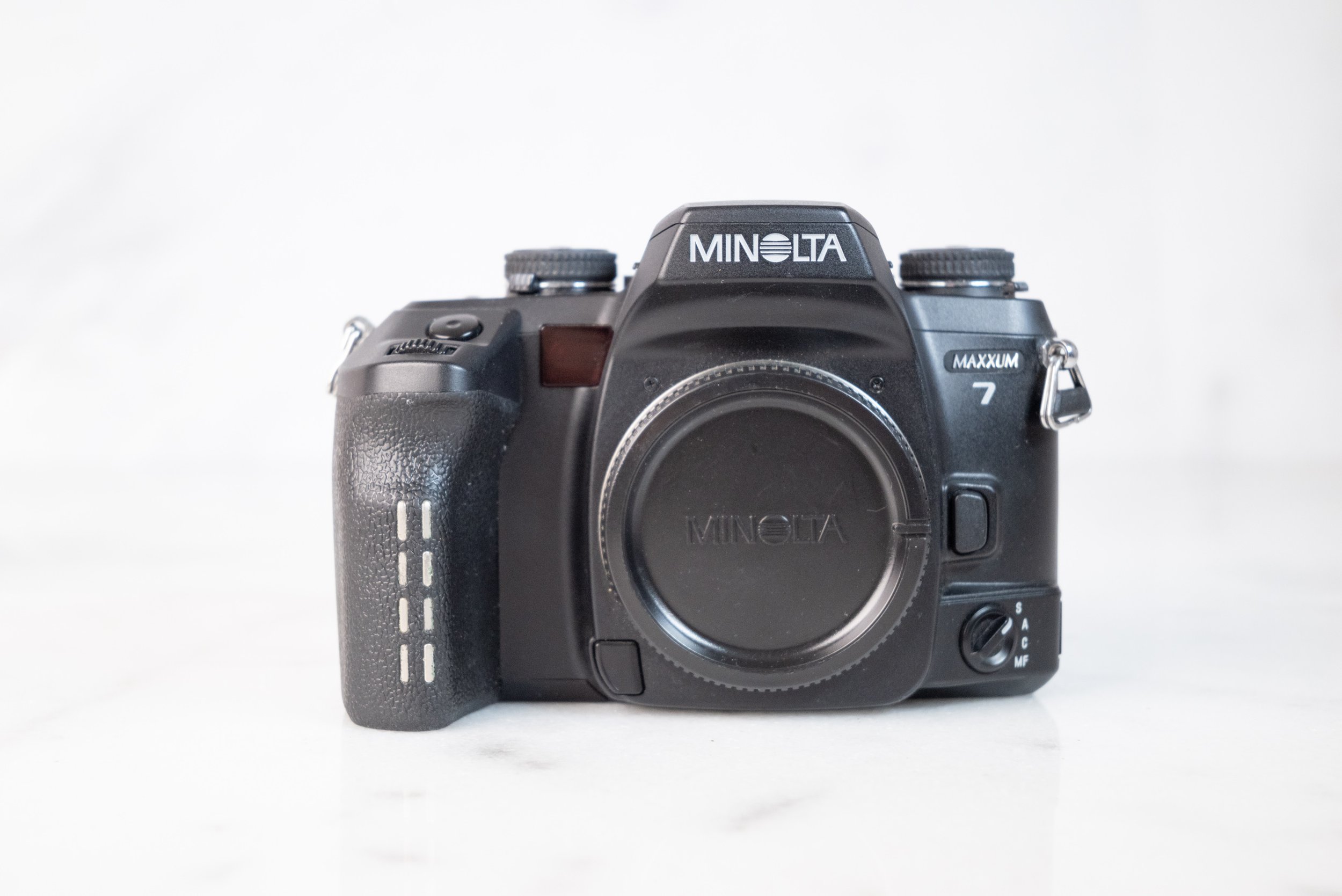 Minolta Maxxum 7 for Parts or Repair