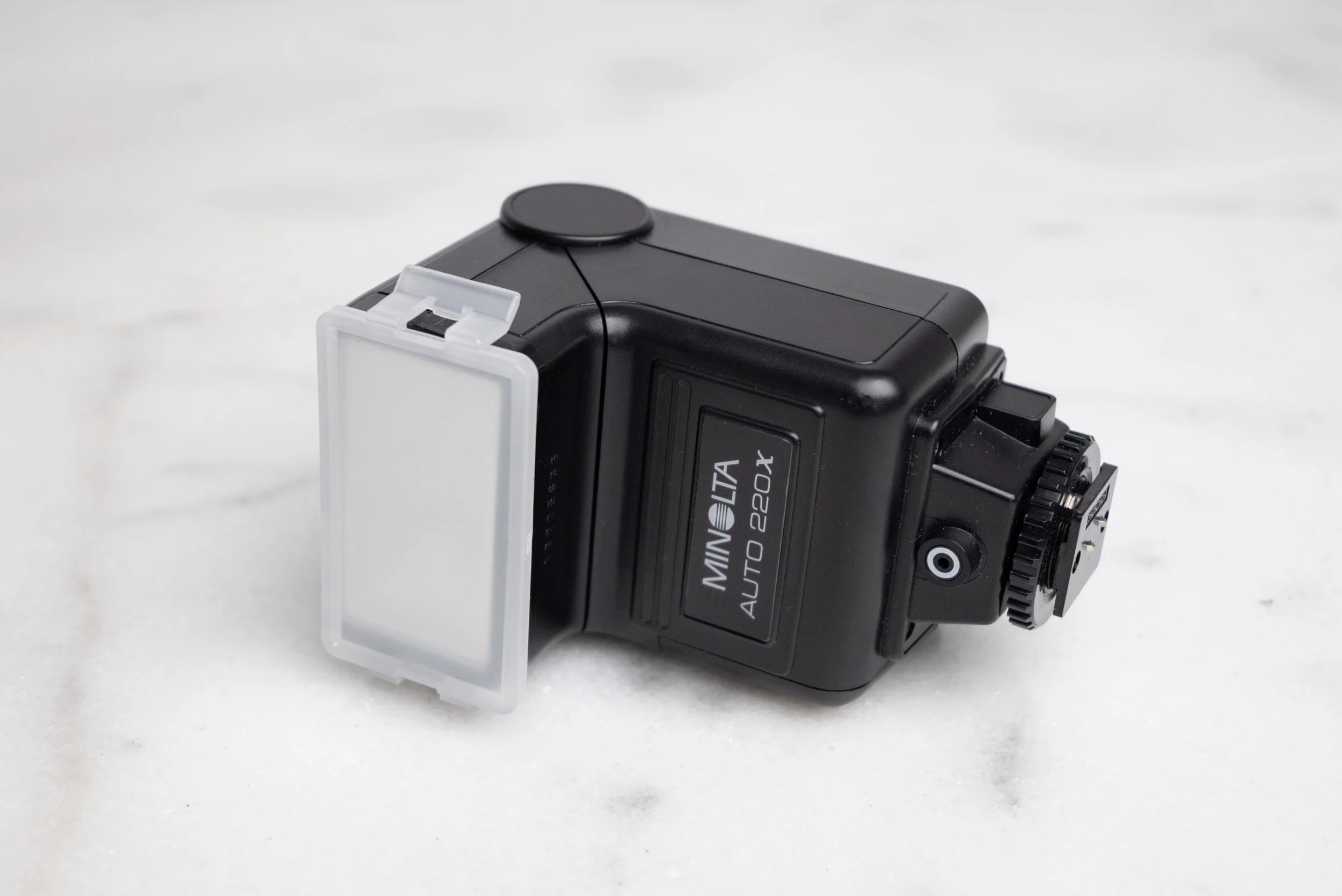 Minolta Auto 200 X Flash Unit for Minolta Camera - Fully Functional