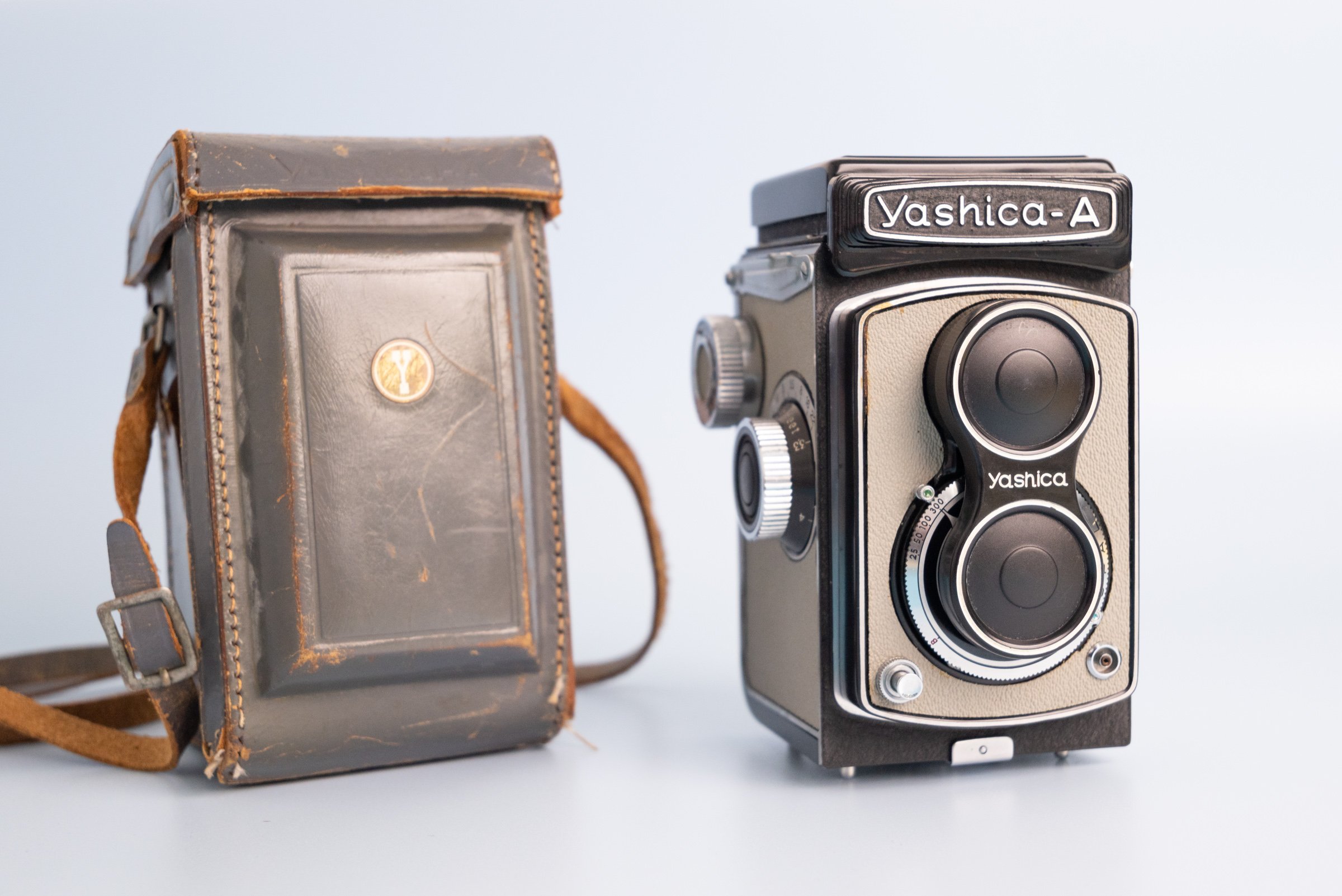 Yashica A TLR Medium Format Film Camera with Original Case and Lens Cap