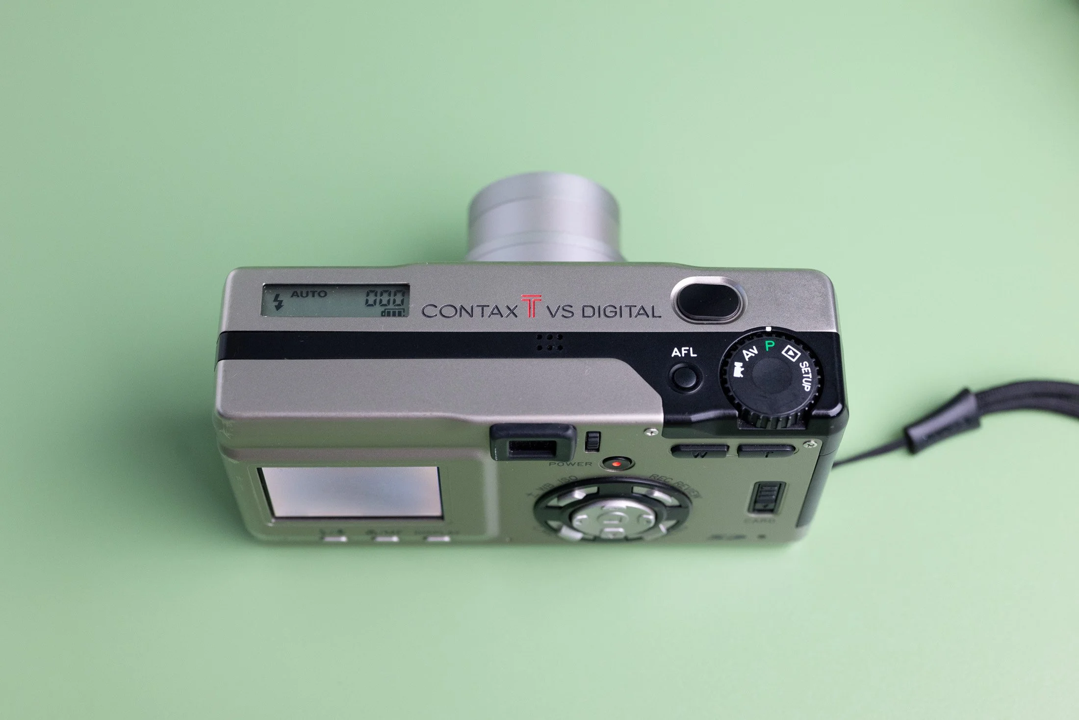 Contax TVS Digital Point and Shoot Camera with New Battery and 
